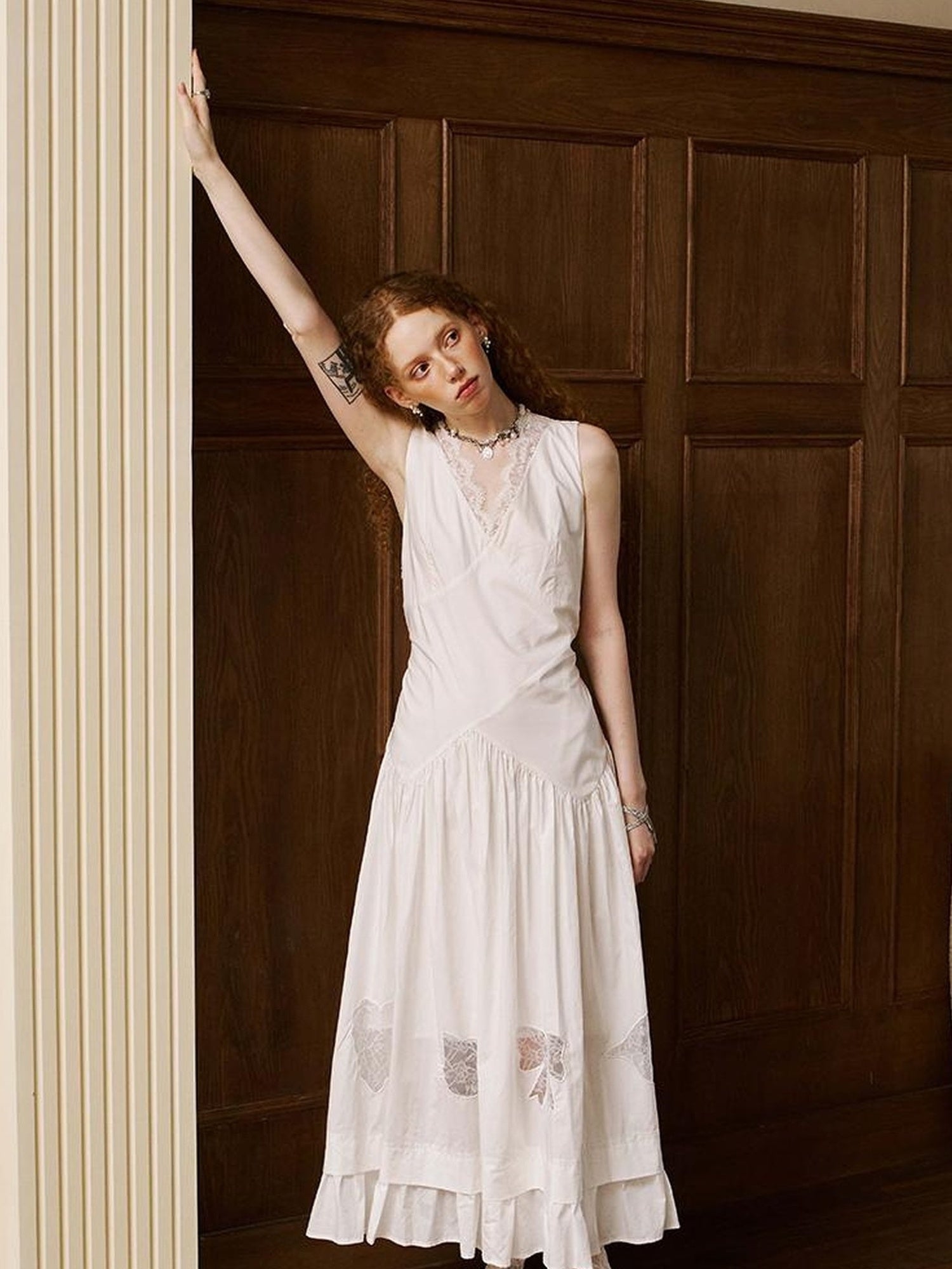 DIDDI MODA Elegant V Neck Lace Trimmed Sheer Maxi Dress