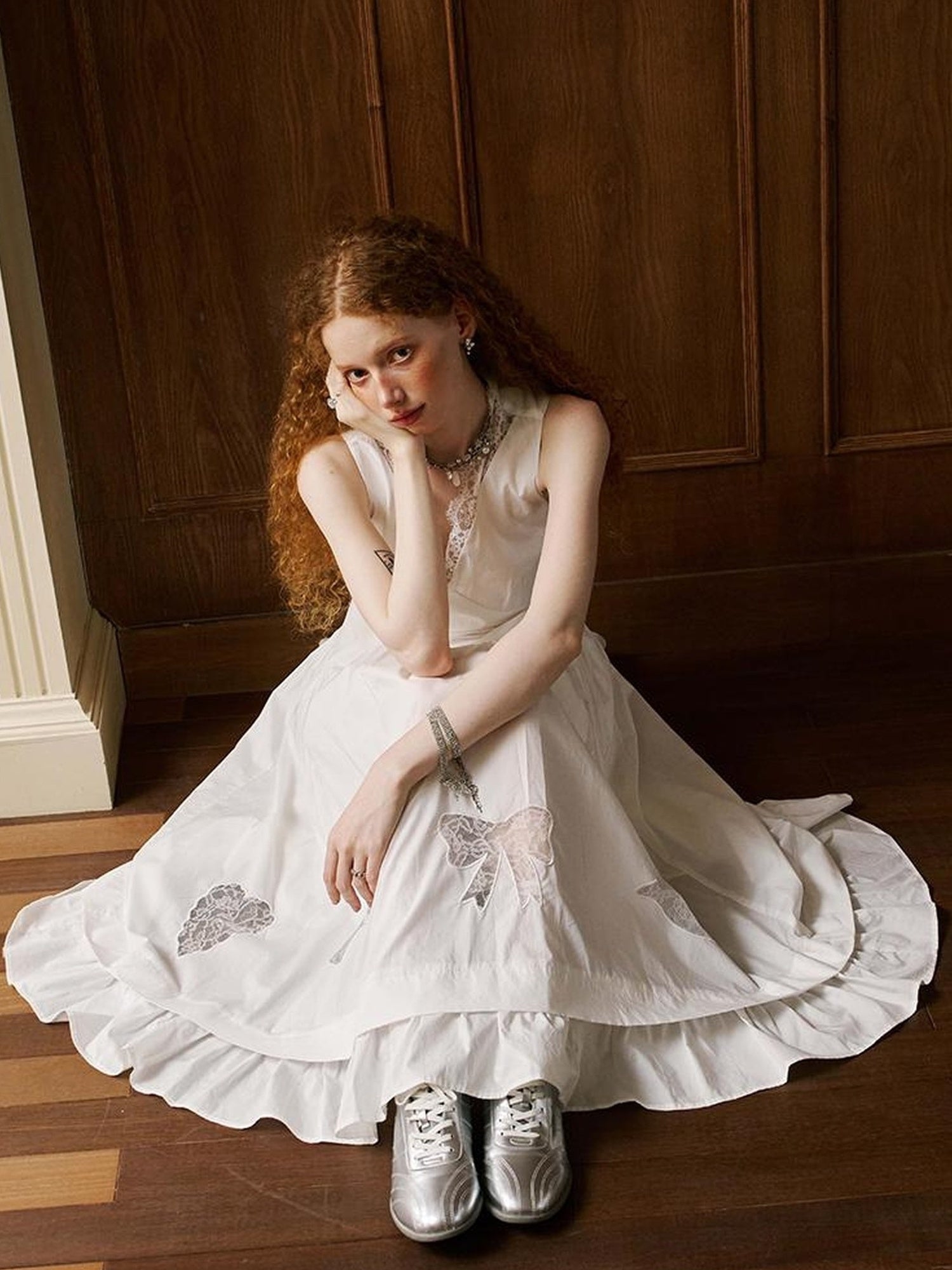 DIDDI MODA Elegant V Neck Lace Trimmed Sheer Maxi Dress