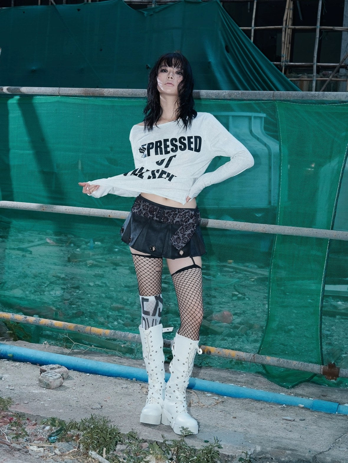 FULLTIDE 100% Cotton Cool Cropped Long Sleeve Crew Neck Women Black White T-Shirt