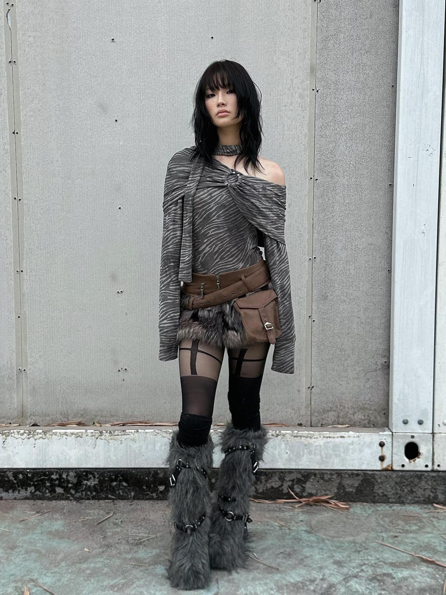 FULLTIDE 100% Cotton Cropped Scarf Collar Cool Long Sleeve Women Taupe Gray T-Shirt