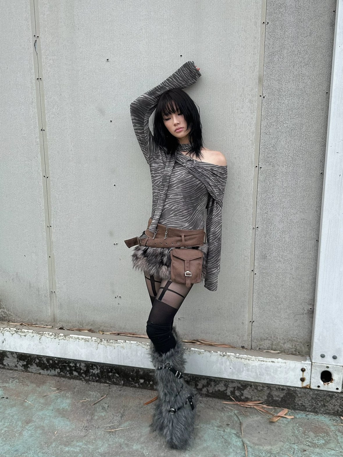 FULLTIDE 100% Cotton Cropped Scarf Collar Cool Long Sleeve Women Taupe Gray T-Shirt