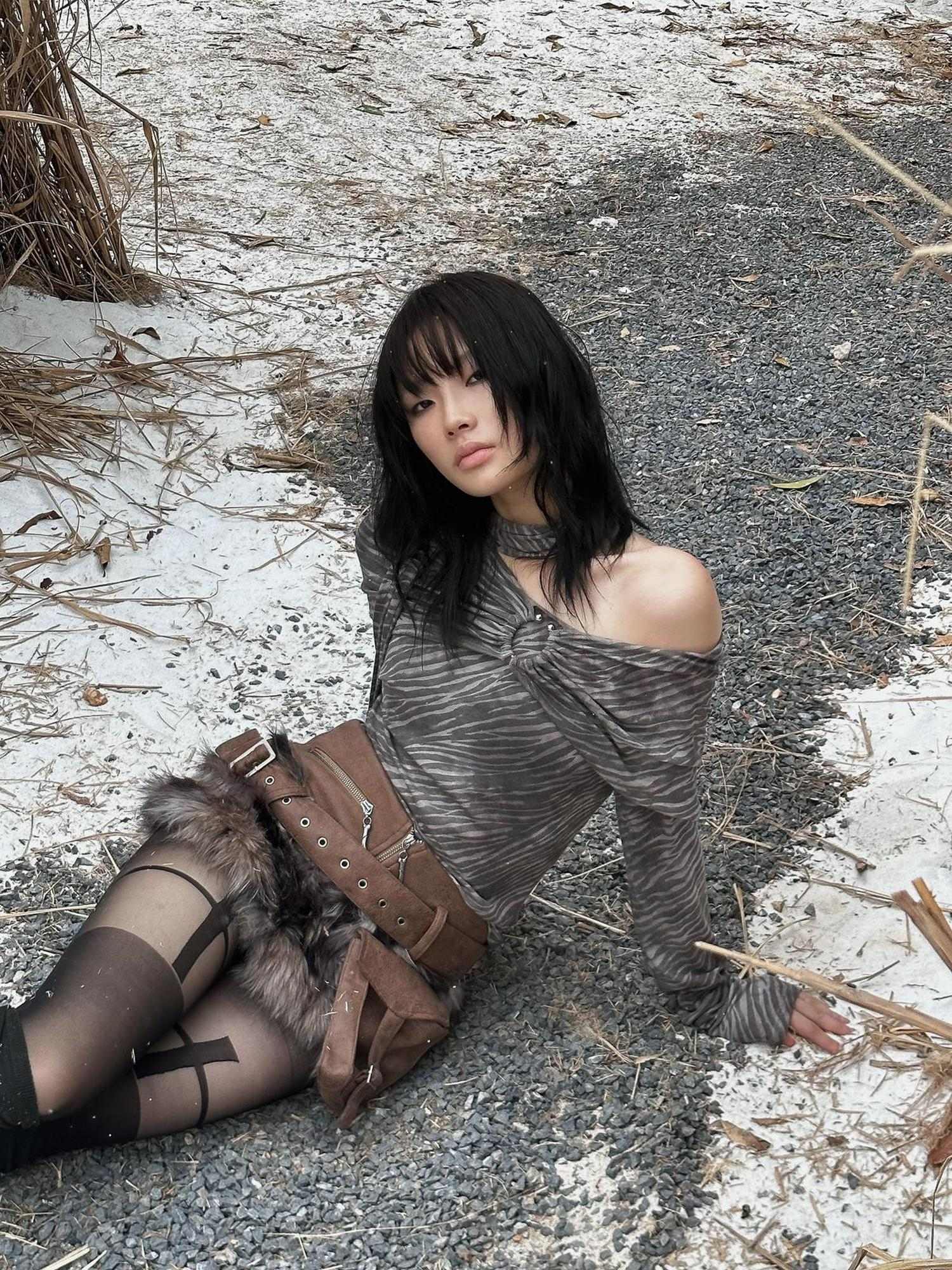 FULLTIDE 100% Cotton Cropped Scarf Collar Cool Long Sleeve Women Taupe Gray T-Shirt