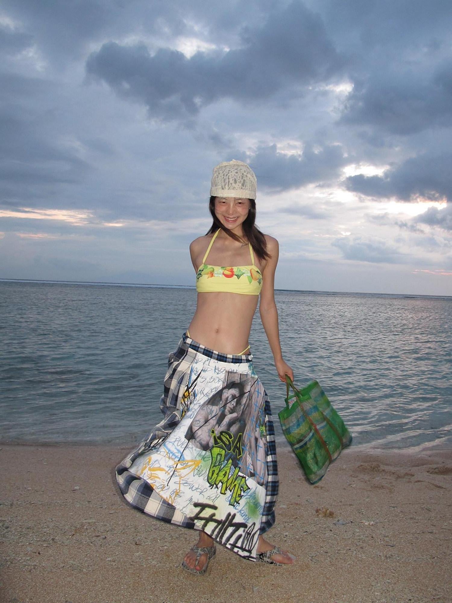 FULLTIDE Asymmetric Plaid Patchwork Graffiti Print Pleated Cotton Women&