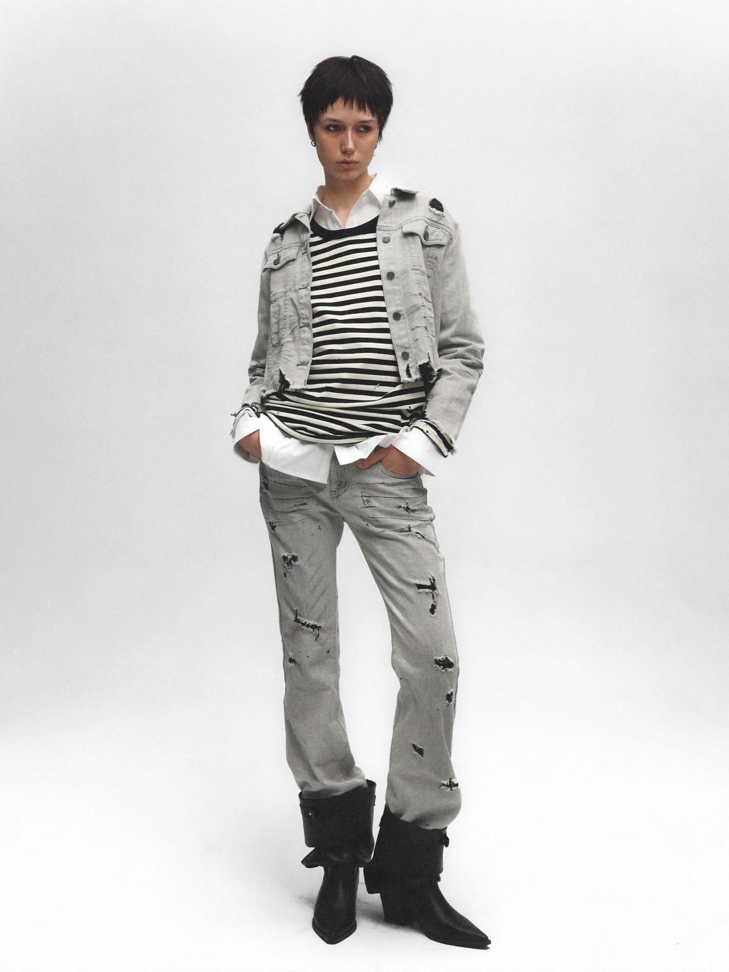 FULLTIDE Comfortable Casual Straight Leg Natural Waist Women Light Gray Classic Jeans