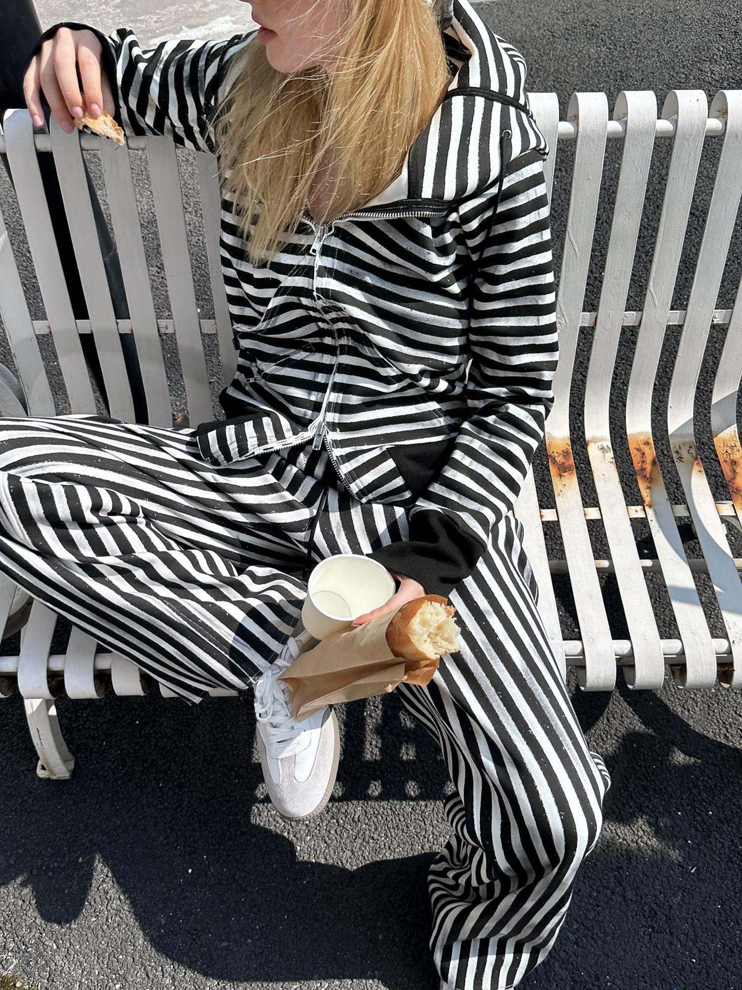 FULLTIDE Cozy Fleece Striped Half Turtleneck Street Loose Women Cotton Stretch Hoodies