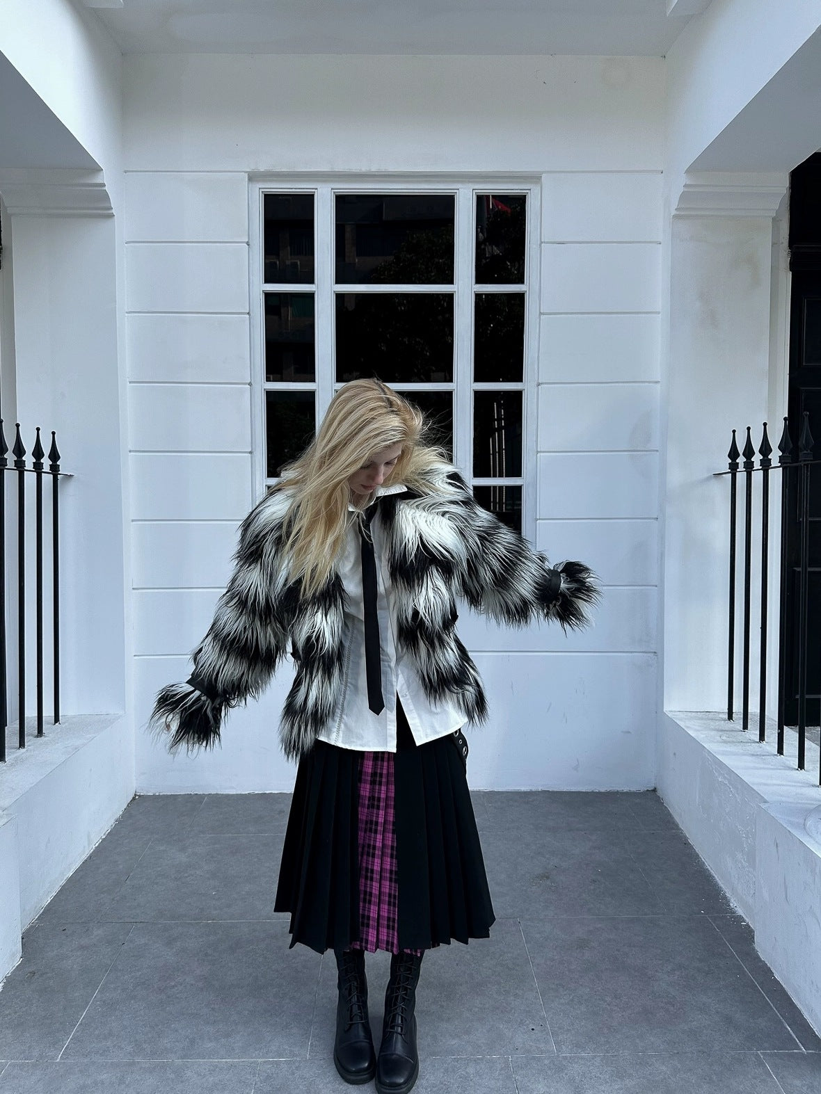 FULLTIDE Faux Fur Trim Black White Striped Street Single Breasted Two Button Women Coat