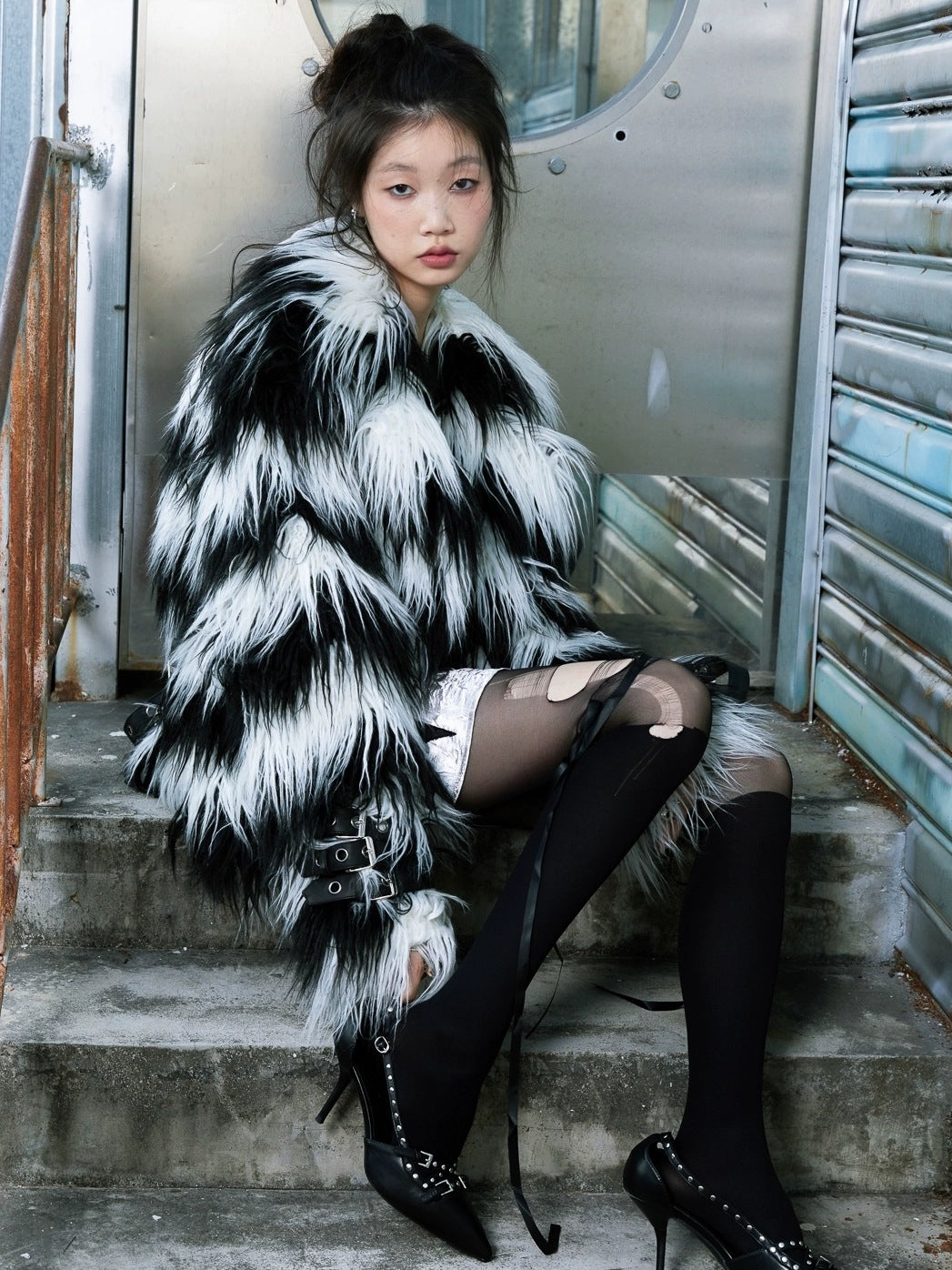 FULLTIDE Faux Fur Trim Black White Striped Street Single Breasted Two Button Women Coat