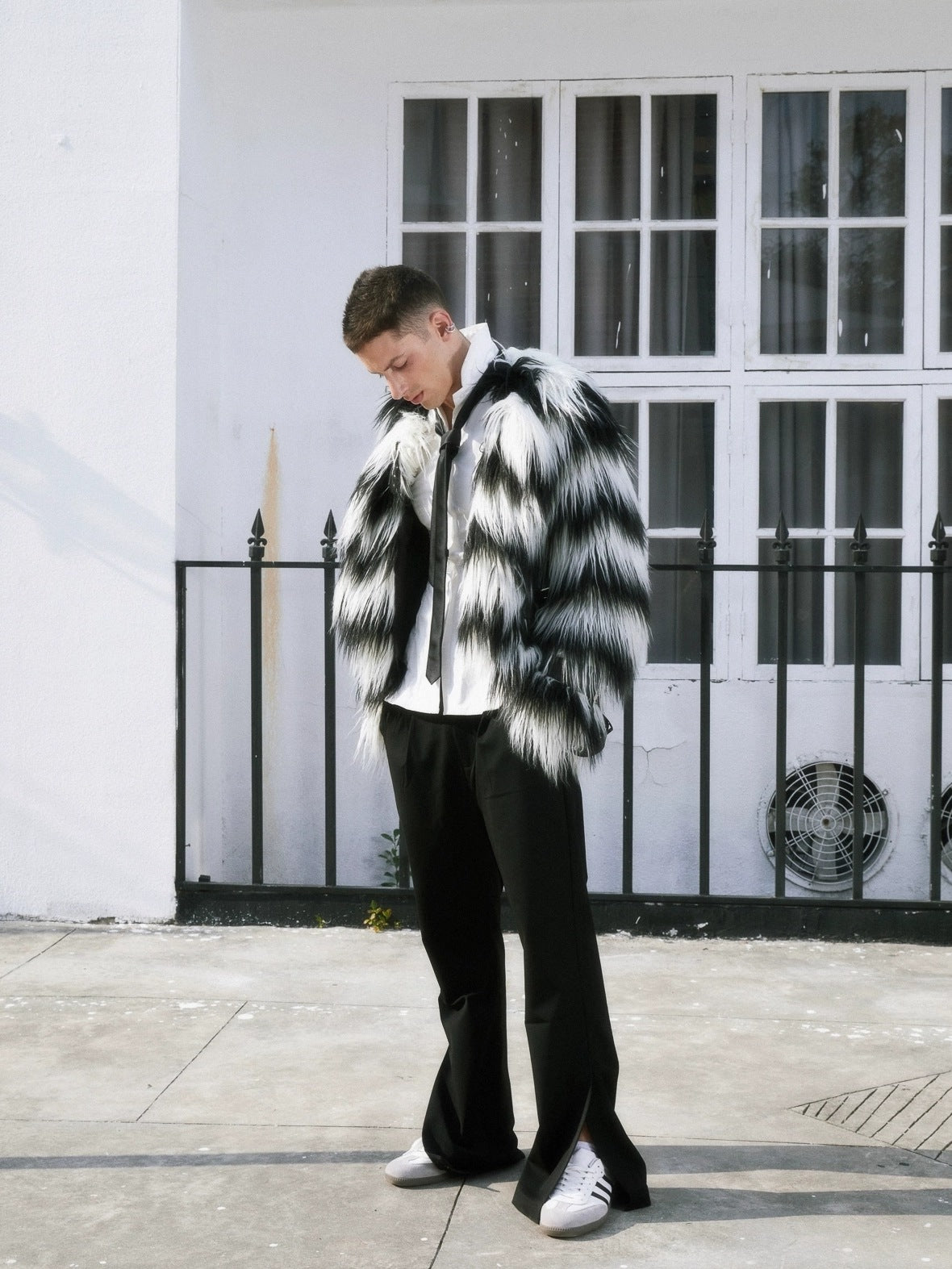 FULLTIDE Faux Fur Trim Black White Striped Street Single Breasted Two Button Women Coat