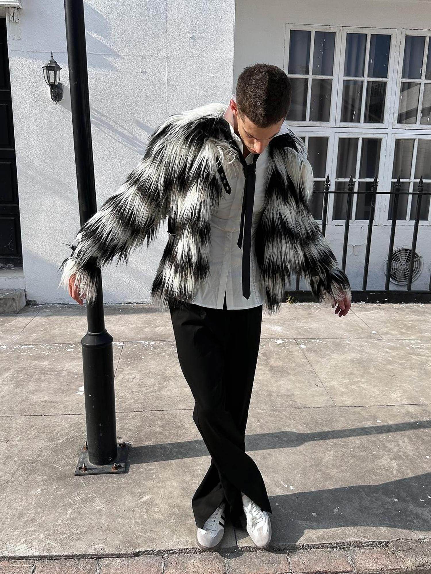 FULLTIDE Faux Fur Trim Black White Striped Street Single Breasted Two Button Women Coat