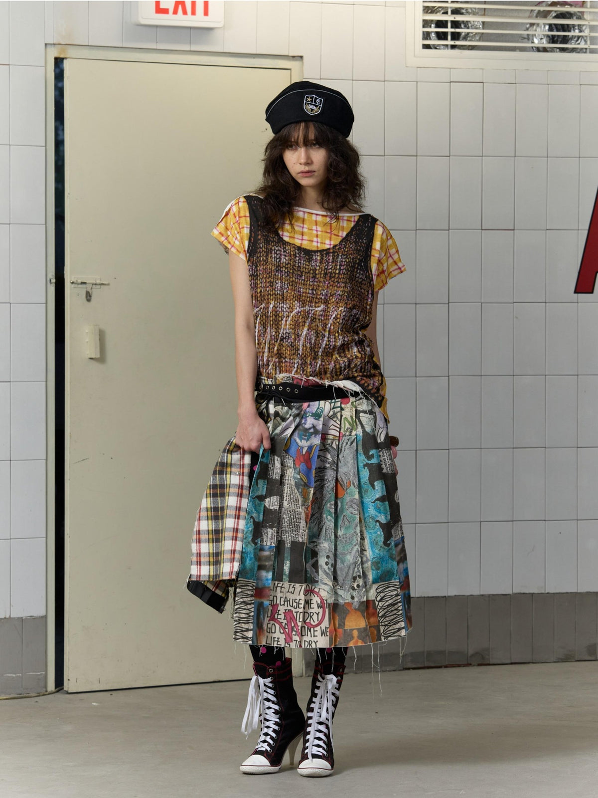 FULLTIDE Graffiti Print Reversible Patchwork Distressed Women&