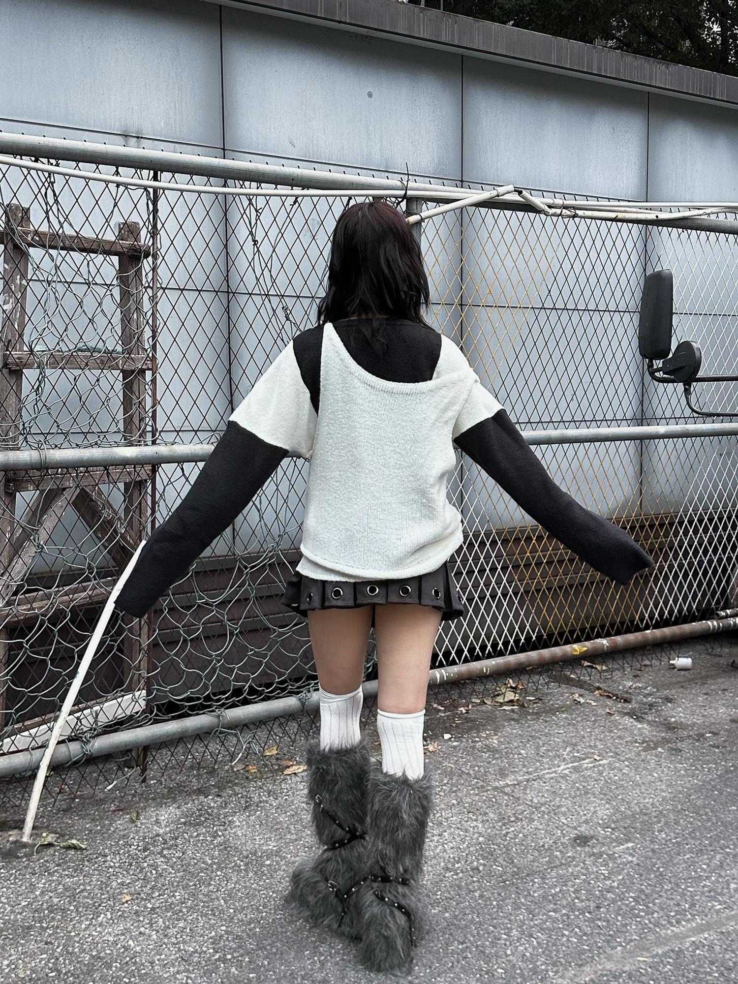 FULLTIDE Lambswool V Neck Midlength Letter Pullover Office Women Black White Sweater