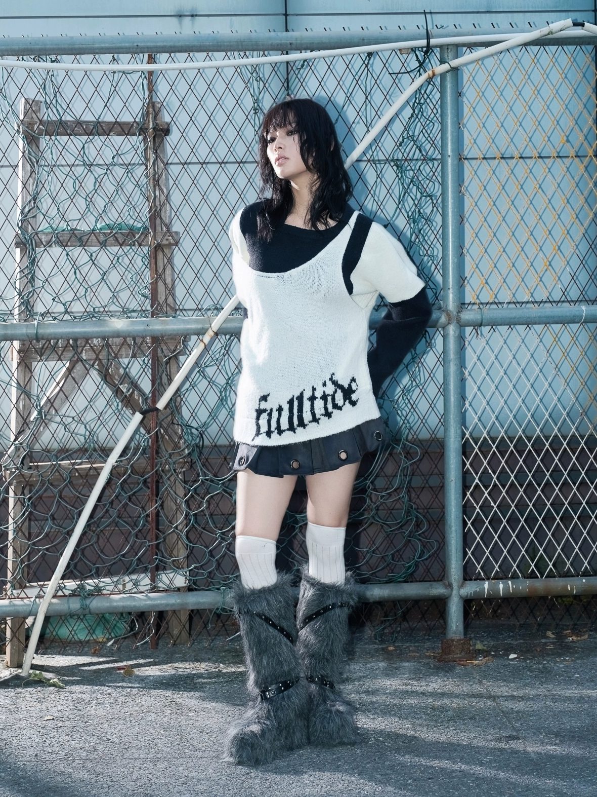 FULLTIDE Lambswool V Neck Midlength Letter Pullover Office Women Black White Sweater