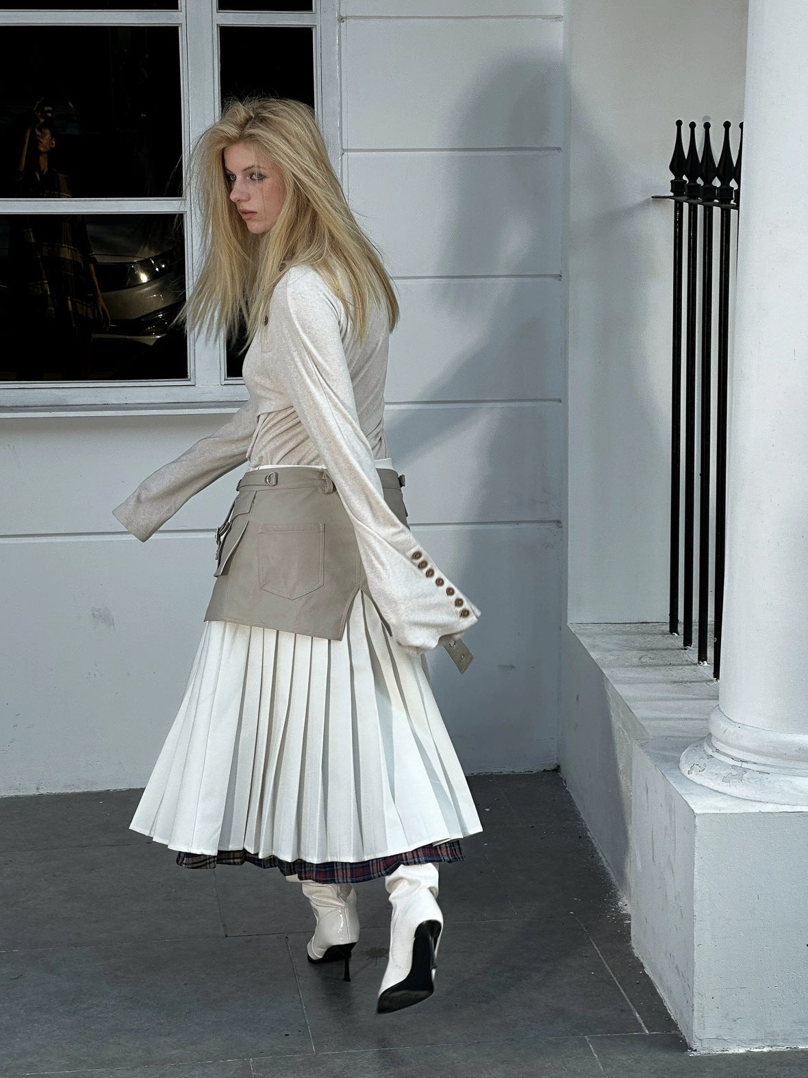 FULLTIDE Pleated A Line Mid Waist Suspenders Women Plaid Poly Cotton Blend Midi Skirt