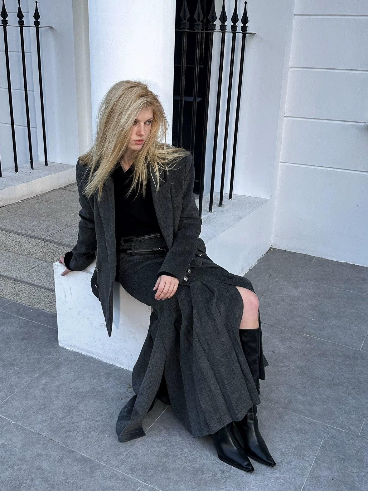 FULLTIDE Premium Wool Mid Length Notched Lapel Tailored Women Workwear Classic Coat