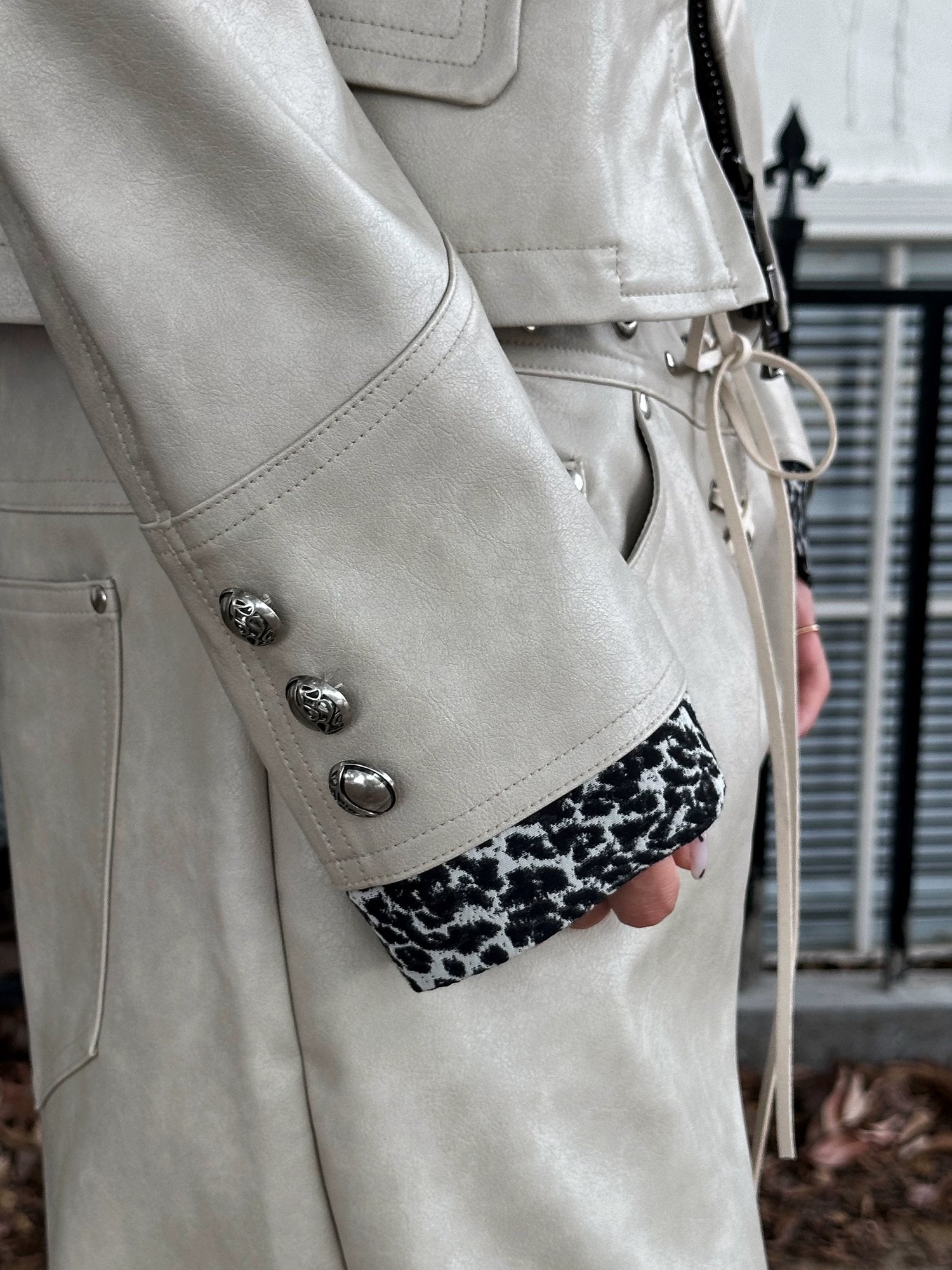 FULLTIDE Pu Slim Fit Street Style Stand Collar Long Sleeve Women Outerwear Jacket