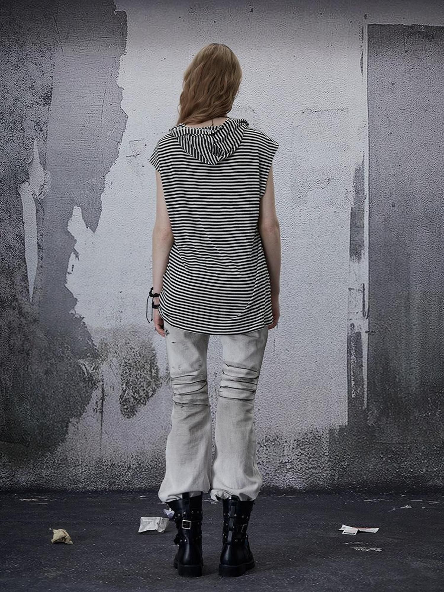 FULLTIDE Pure Cotton Vintage Striped Distressed Loose Round Neck Women T-Shirt