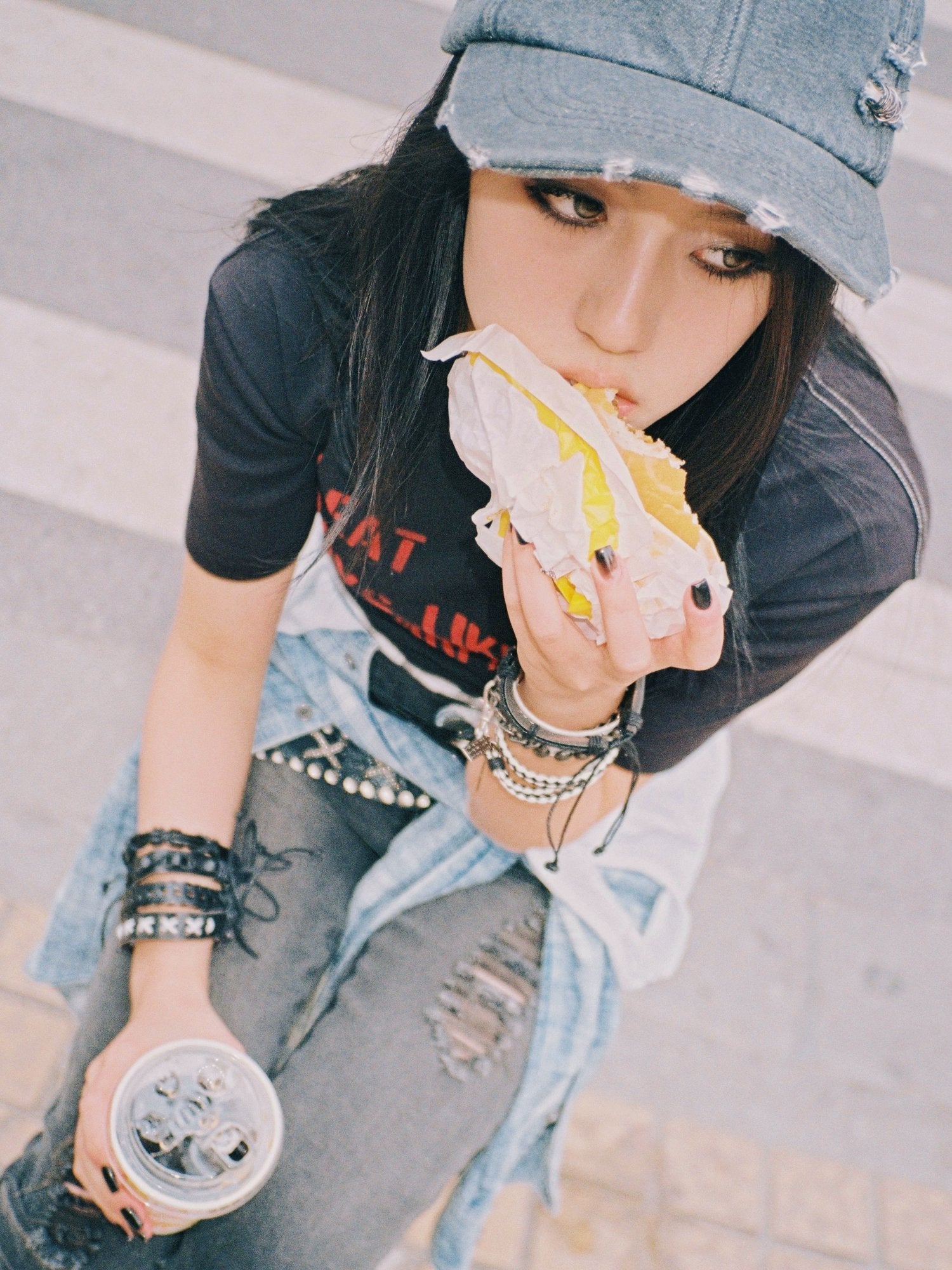 FULLTIDE Stretch Cotton Low Rise Pencil Fit Distressed Patchwork Women Zip Fly Jeans