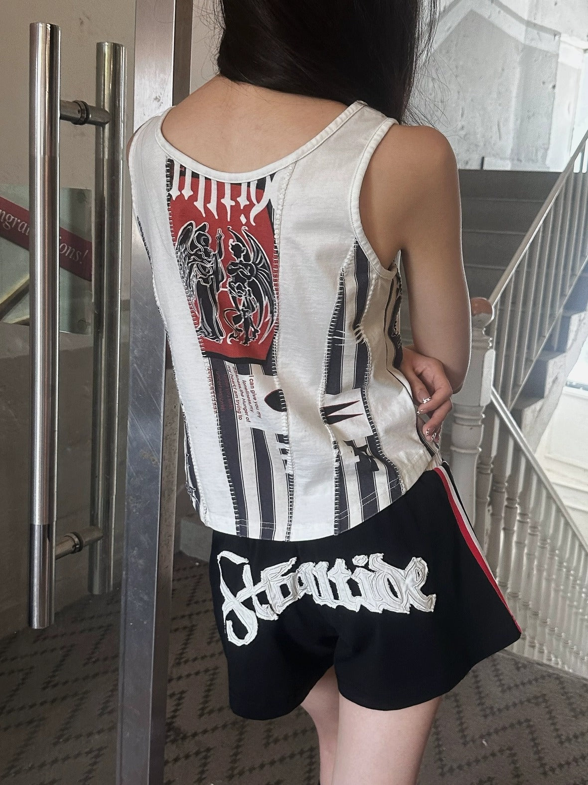 FULLTIDE Stretch Cotton Natural Waist Slight Flare Original Design Women Black Red Shorts