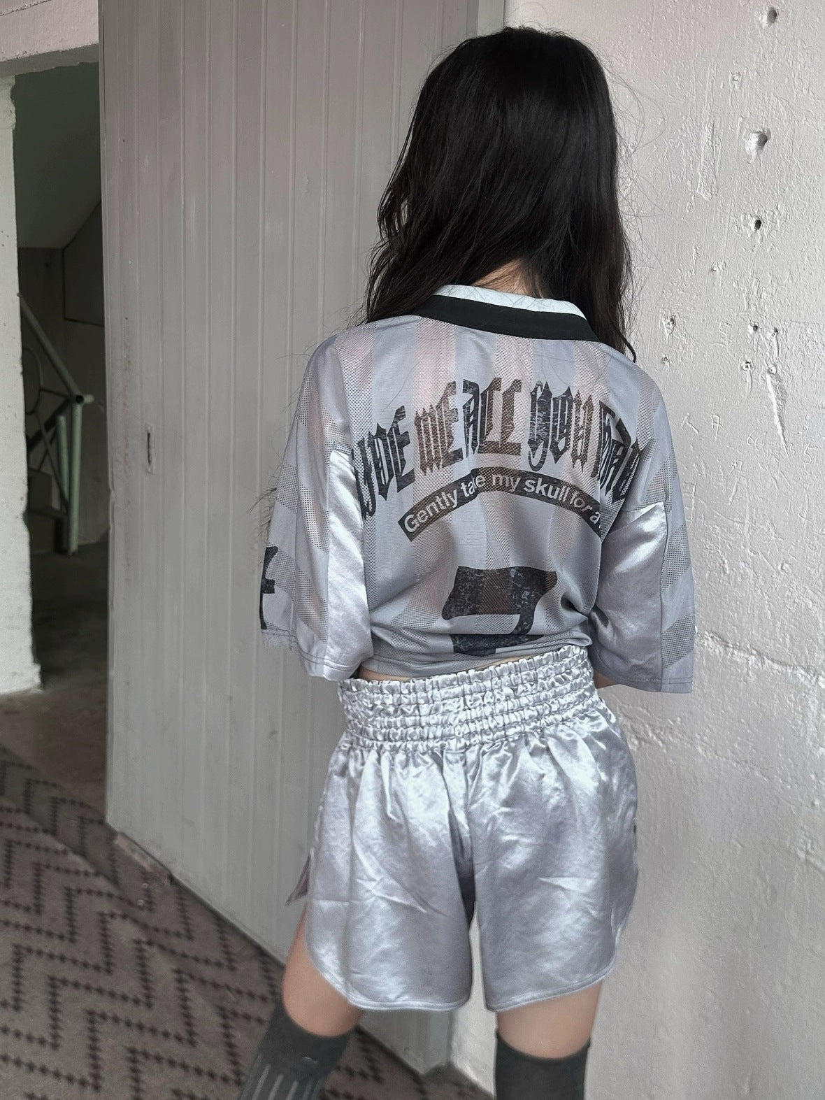 FULLTIDE Versatile Lightweight Straight Leg Natural Waist Women Triacetate Shorts