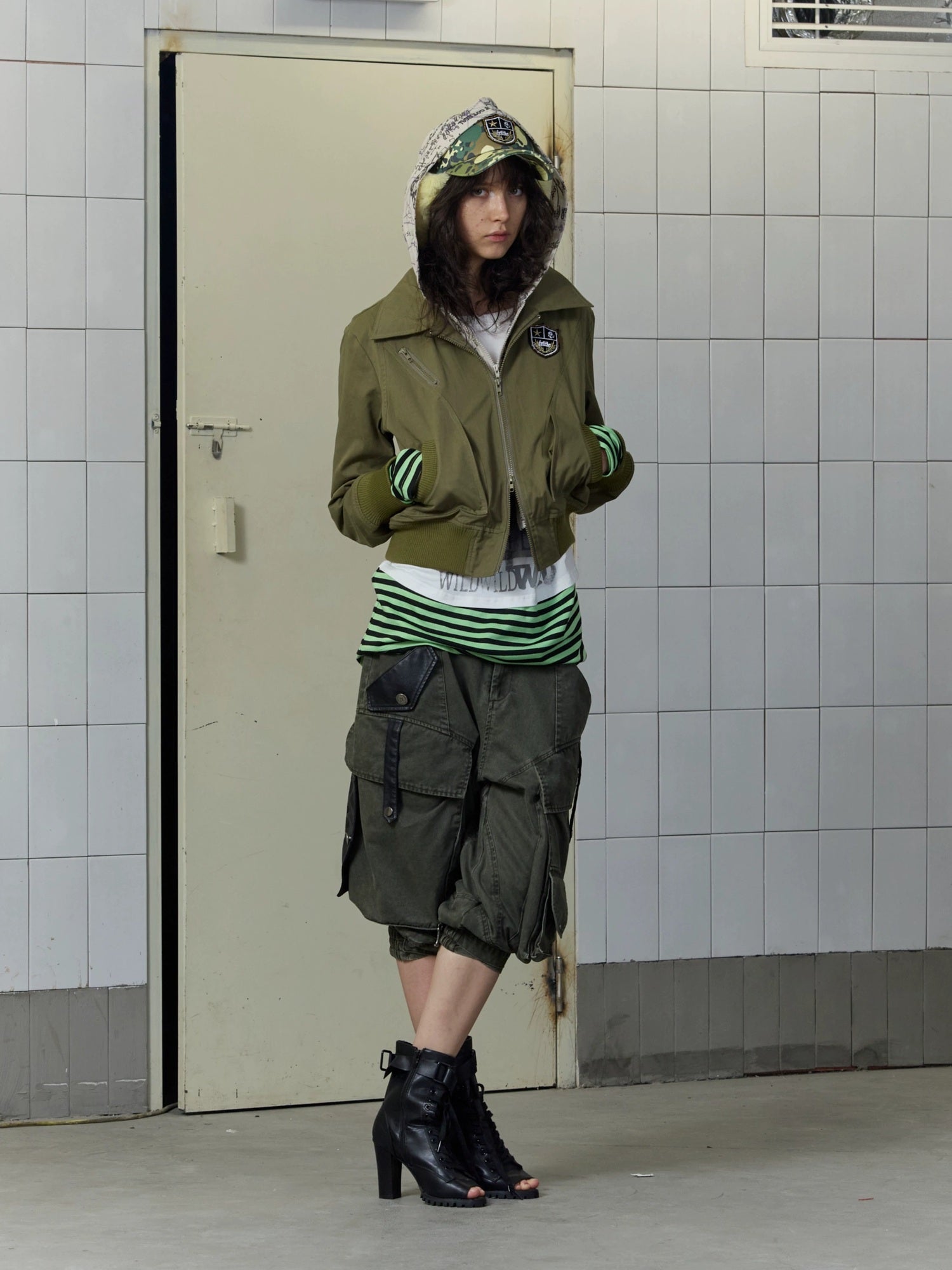 FULLTIDE Windproof Chinese High Waist Hooded Embroidered Mock Layer Unisex Cotton Hoodies