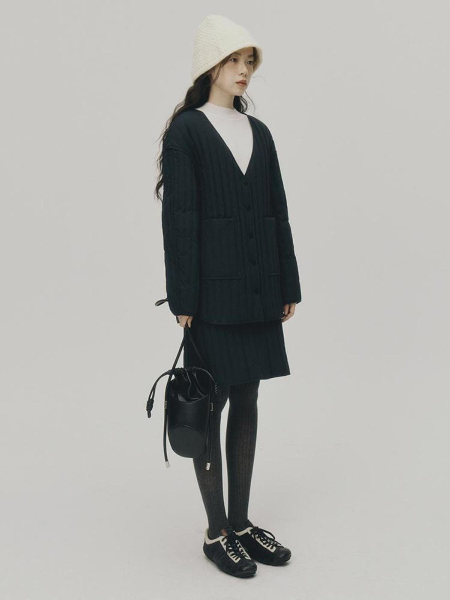 FUSSED 24aw Navy Quilted Down Coat With 90 Percent White Duck Feather