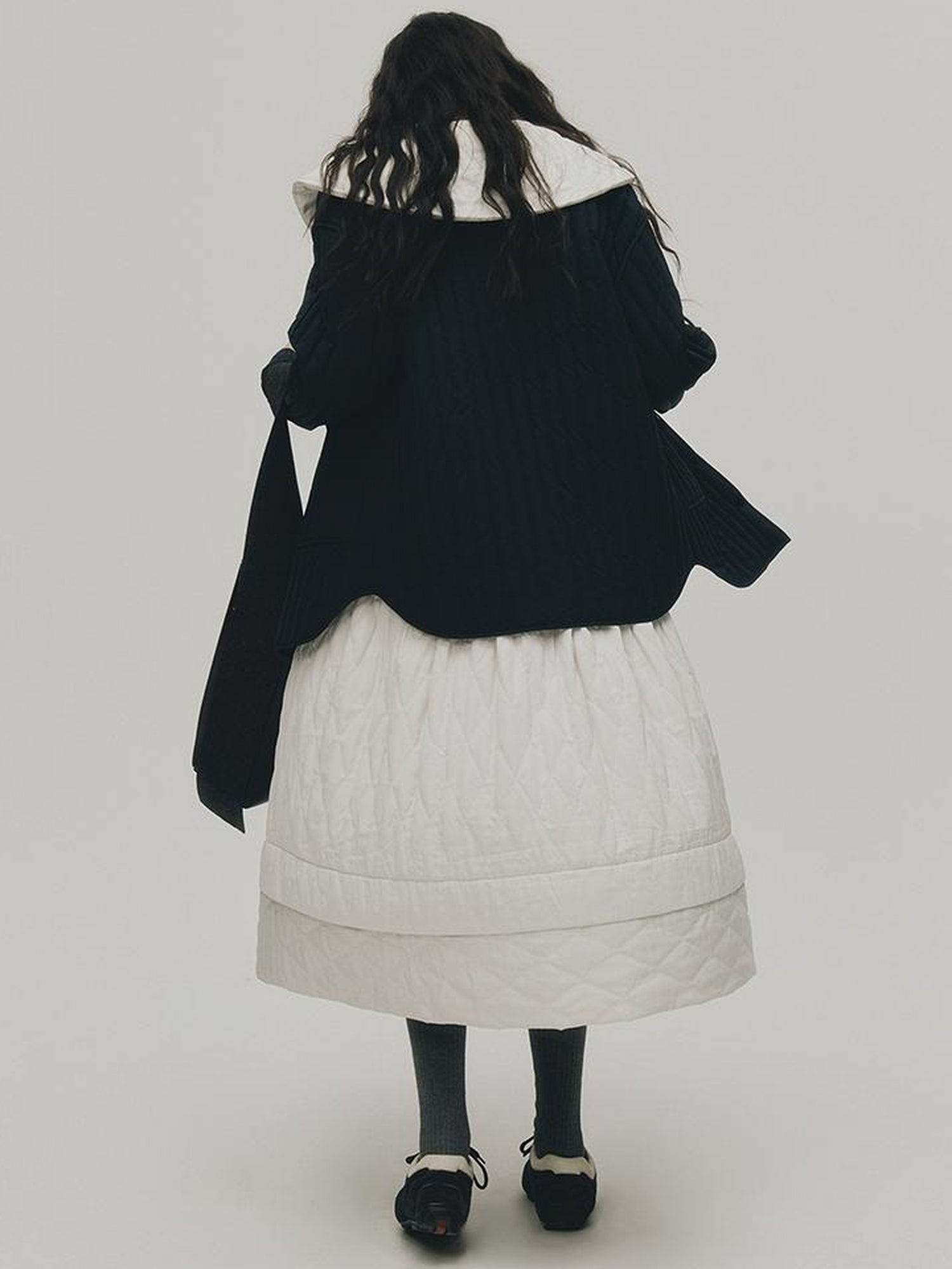 FUSSED 24aw Navy Quilted Down Coat With 90 Percent White Duck Feather