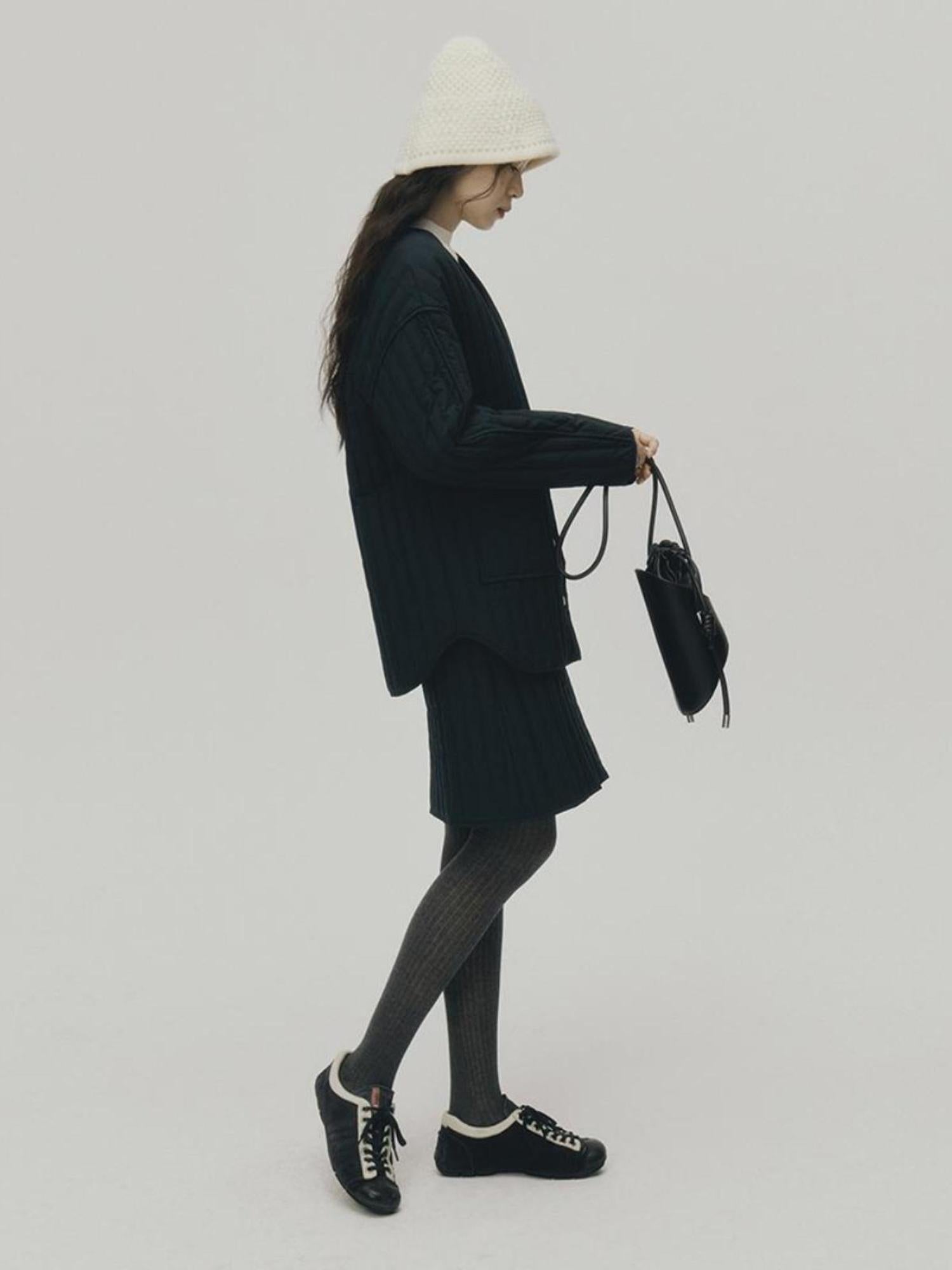 FUSSED 24aw Navy Quilted Down Coat With 90 Percent White Duck Feather