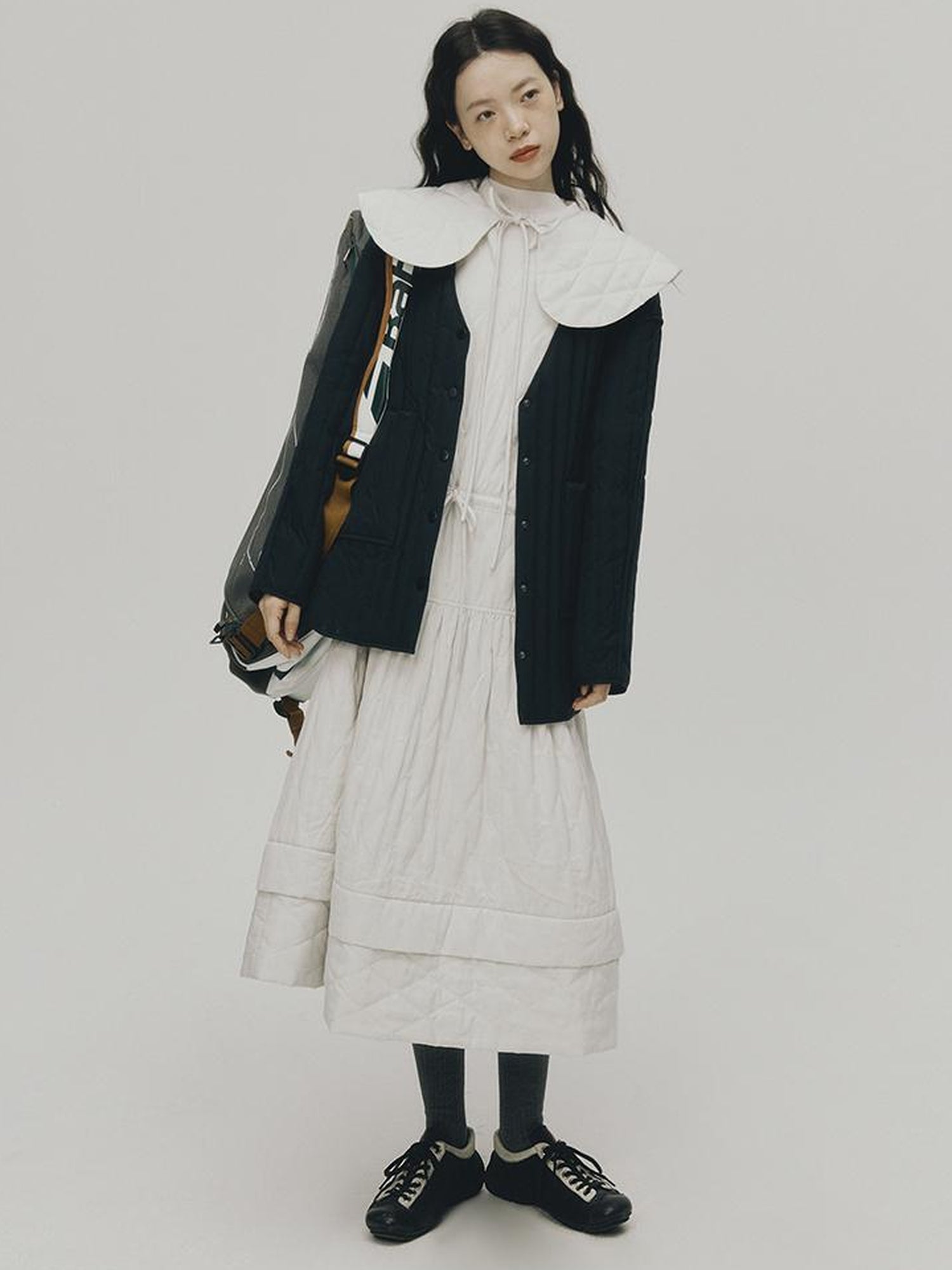 FUSSED 24aw Navy Quilted Down Coat With 90 Percent White Duck Feather