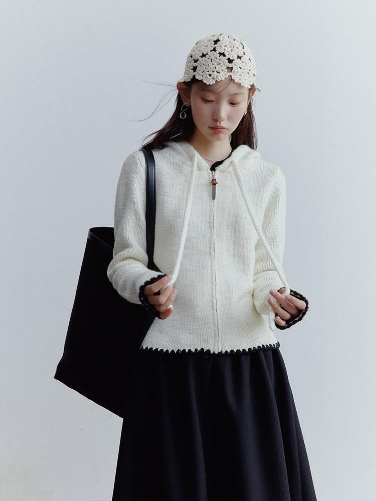 FUSSED Almond Cream Contrast Shell Embroidery Hooded Zippered Women&