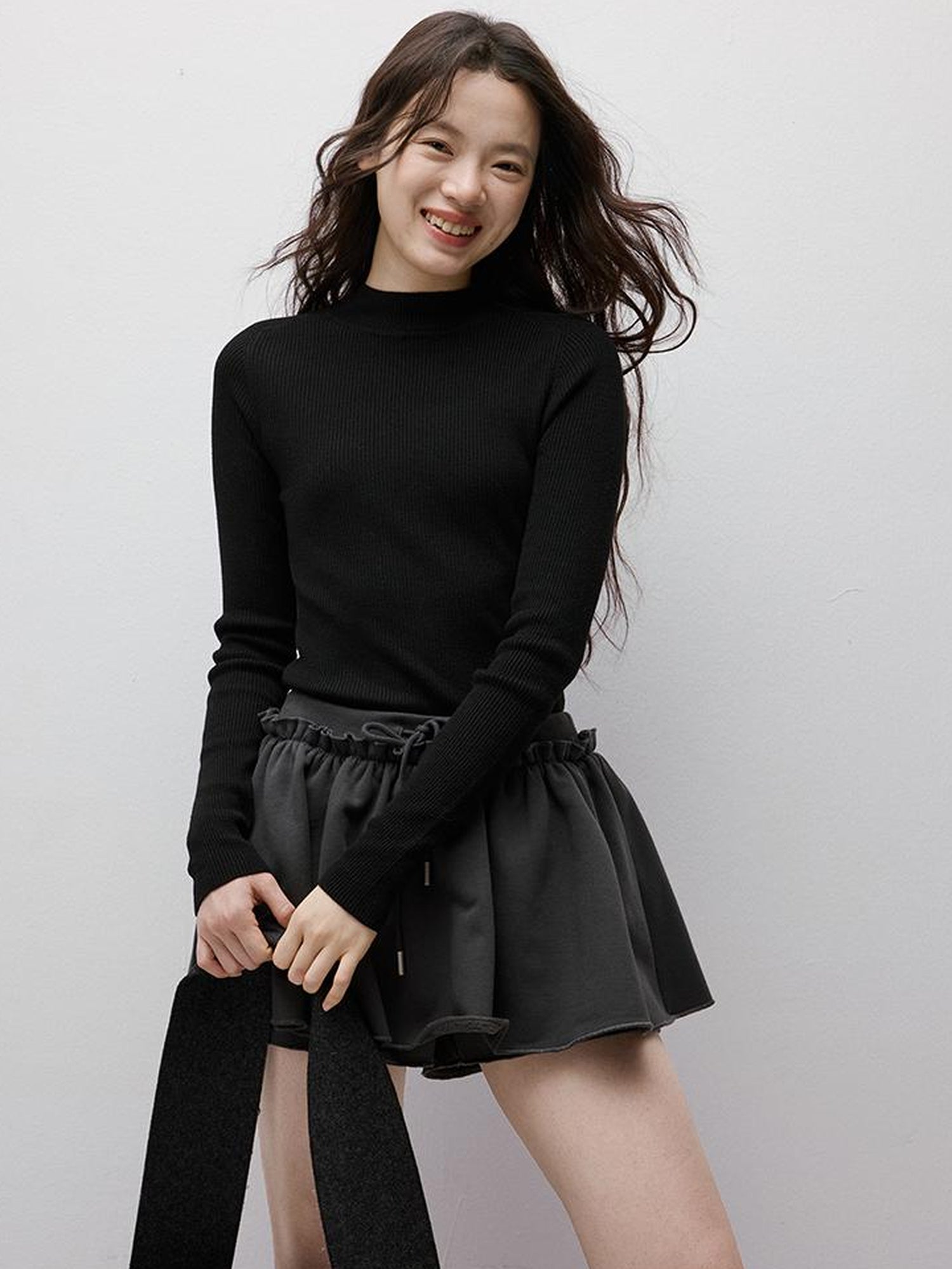 FUSSED Anti Static Thermal Pleated Skirt Pants In Meteor Grey