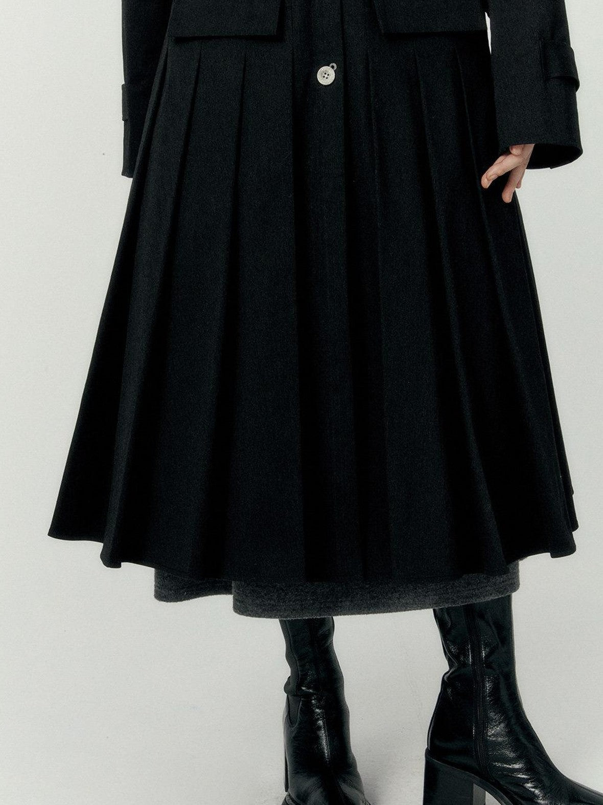 FUSSED Black Pleated Structured Quilted Trench Slim Fit Women&
