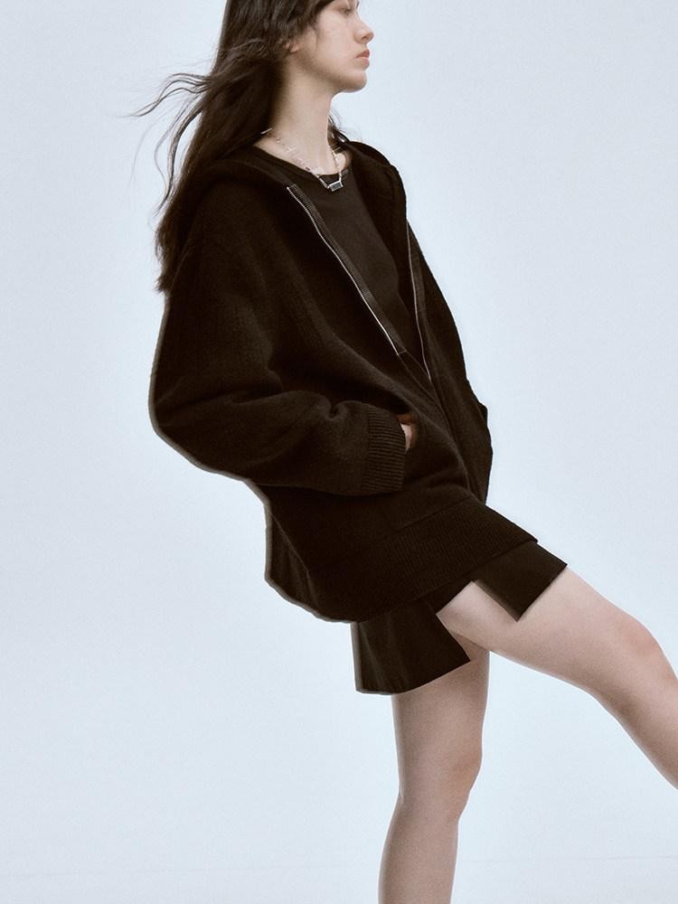 FUSSED Black Solid Relaxed Fit Women&