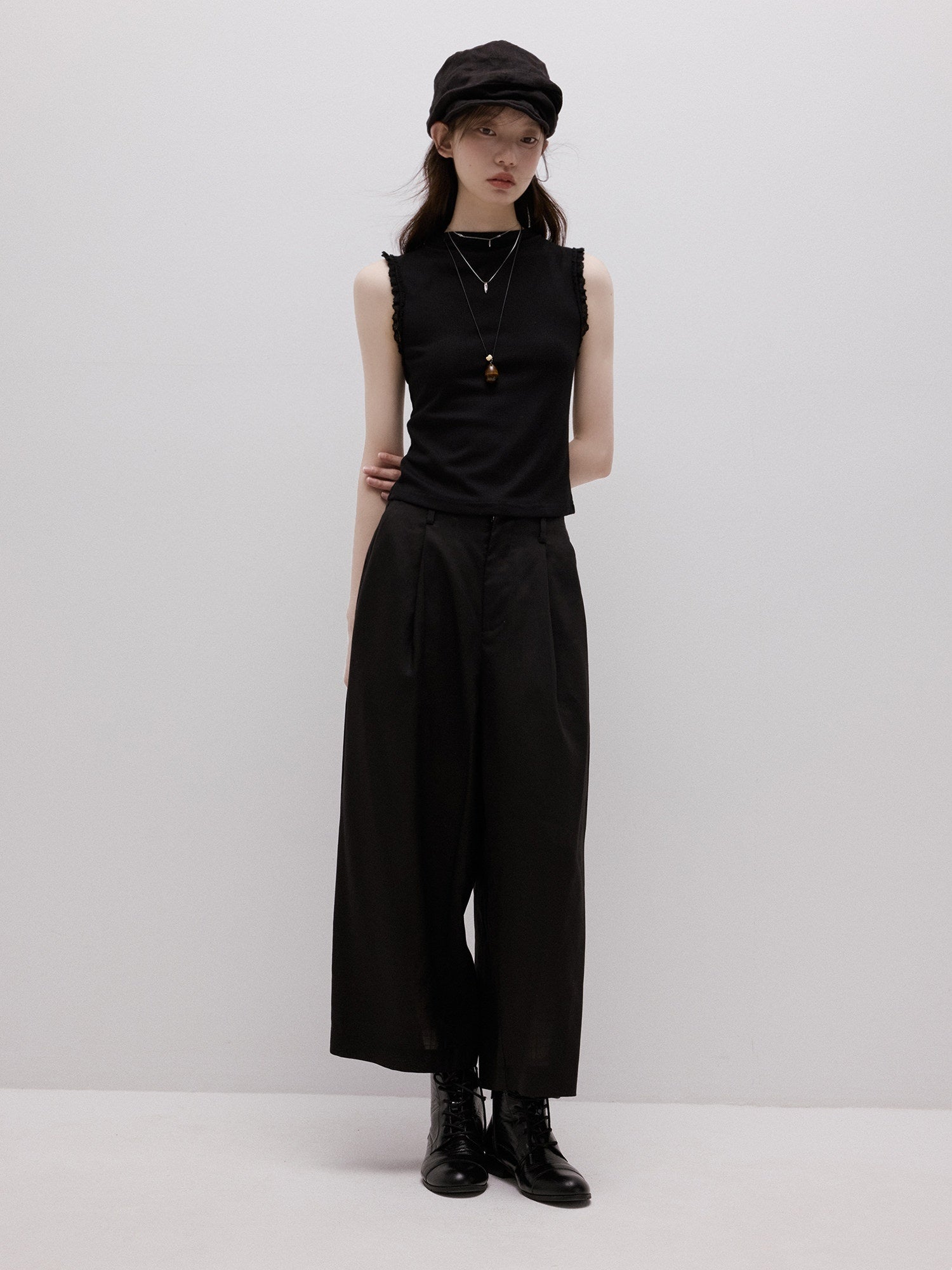 FUSSED_Classic_Black_Straight_Zipper_Mid_Low_Waist_Women&