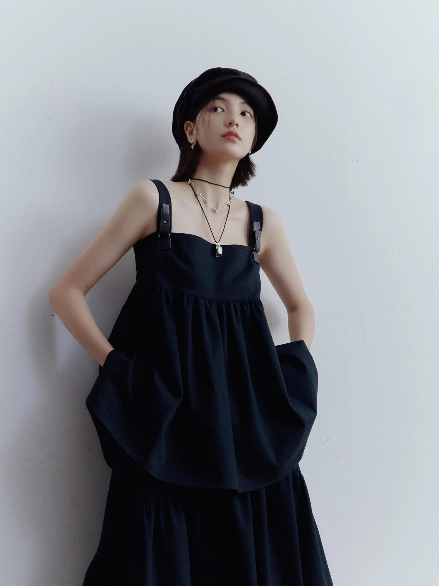 Deconstructed Linen Newsboy Cap With Adjustable Brim