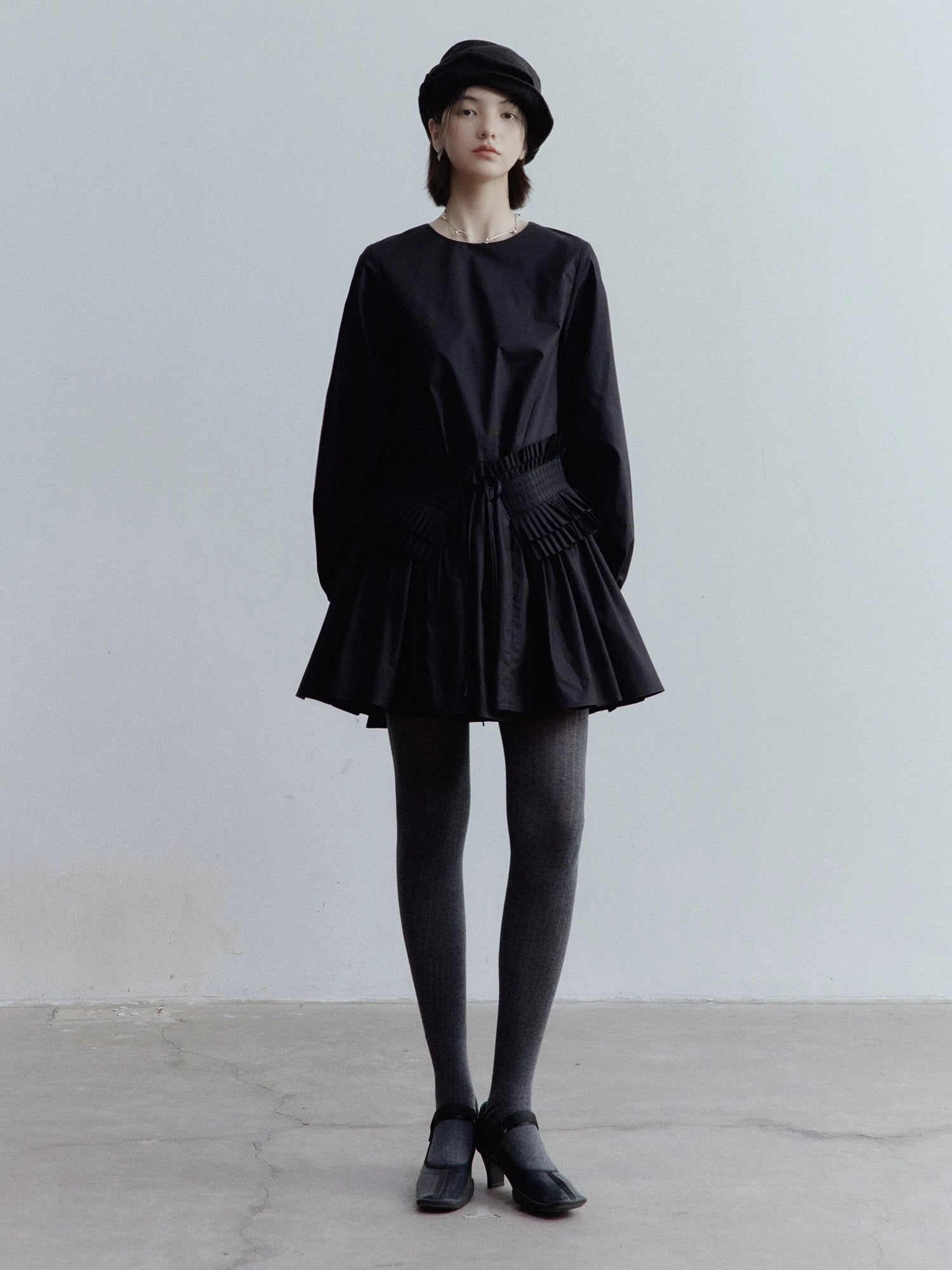 Double Dream Pleats Black Cotton Babydoll Dress V-Neck T-Shirt Long-Sleeve