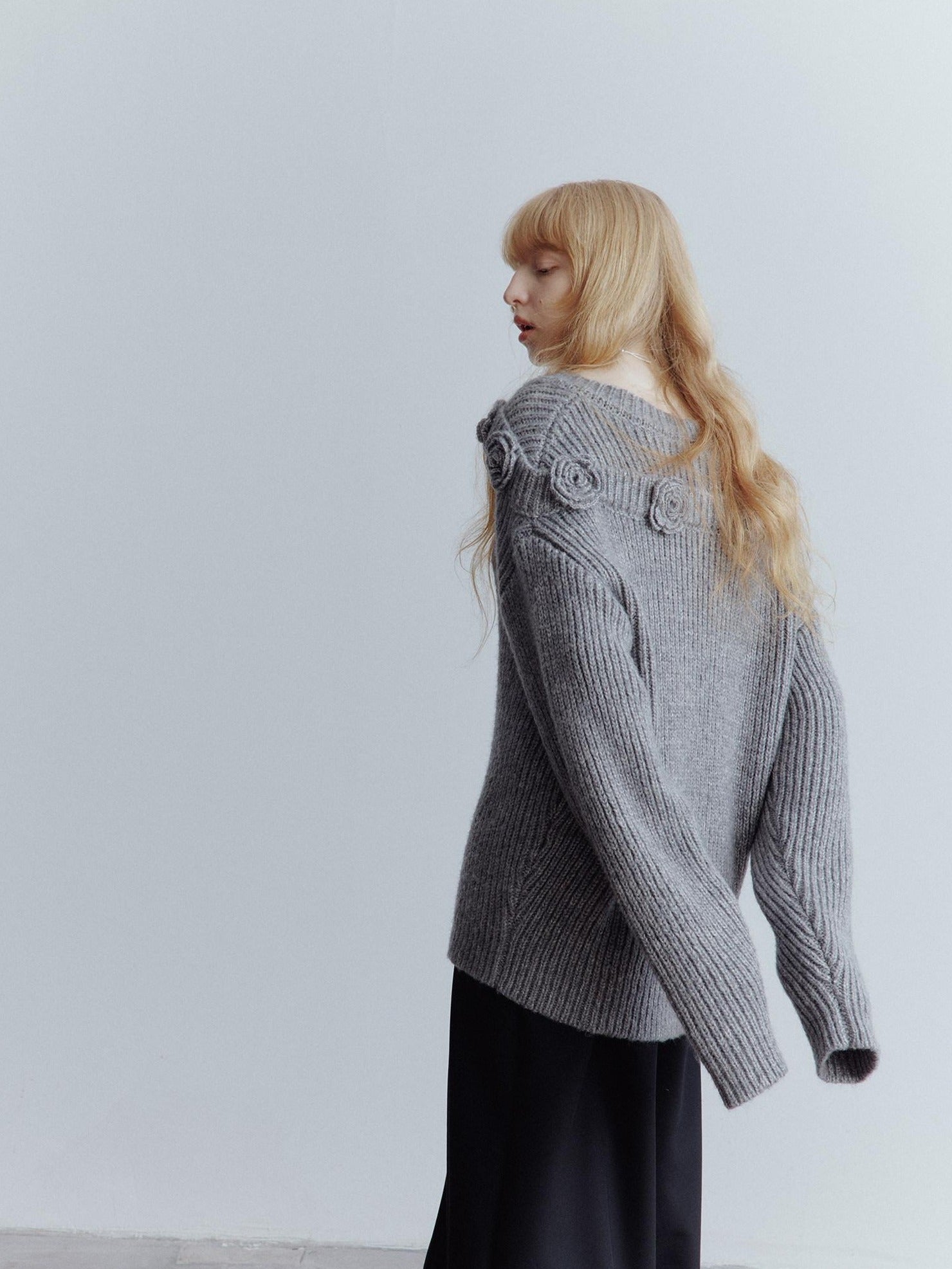 FUSSED Elegant Loose 3D Detail V-ceck Women Casual Mist Gray Midlength Sweater