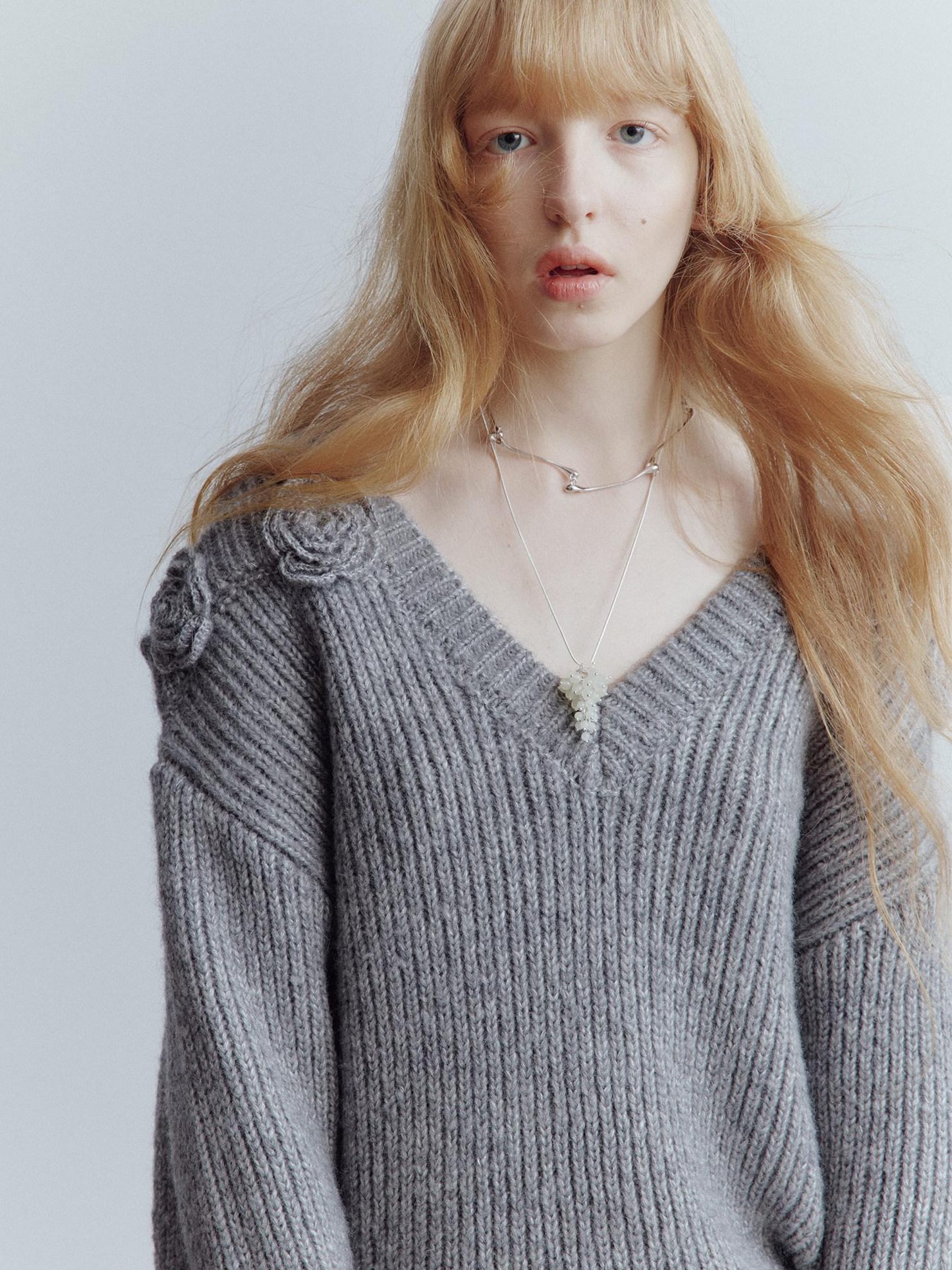 FUSSED Elegant Loose 3D Detail V-ceck Women Casual Mist Gray Midlength Sweater