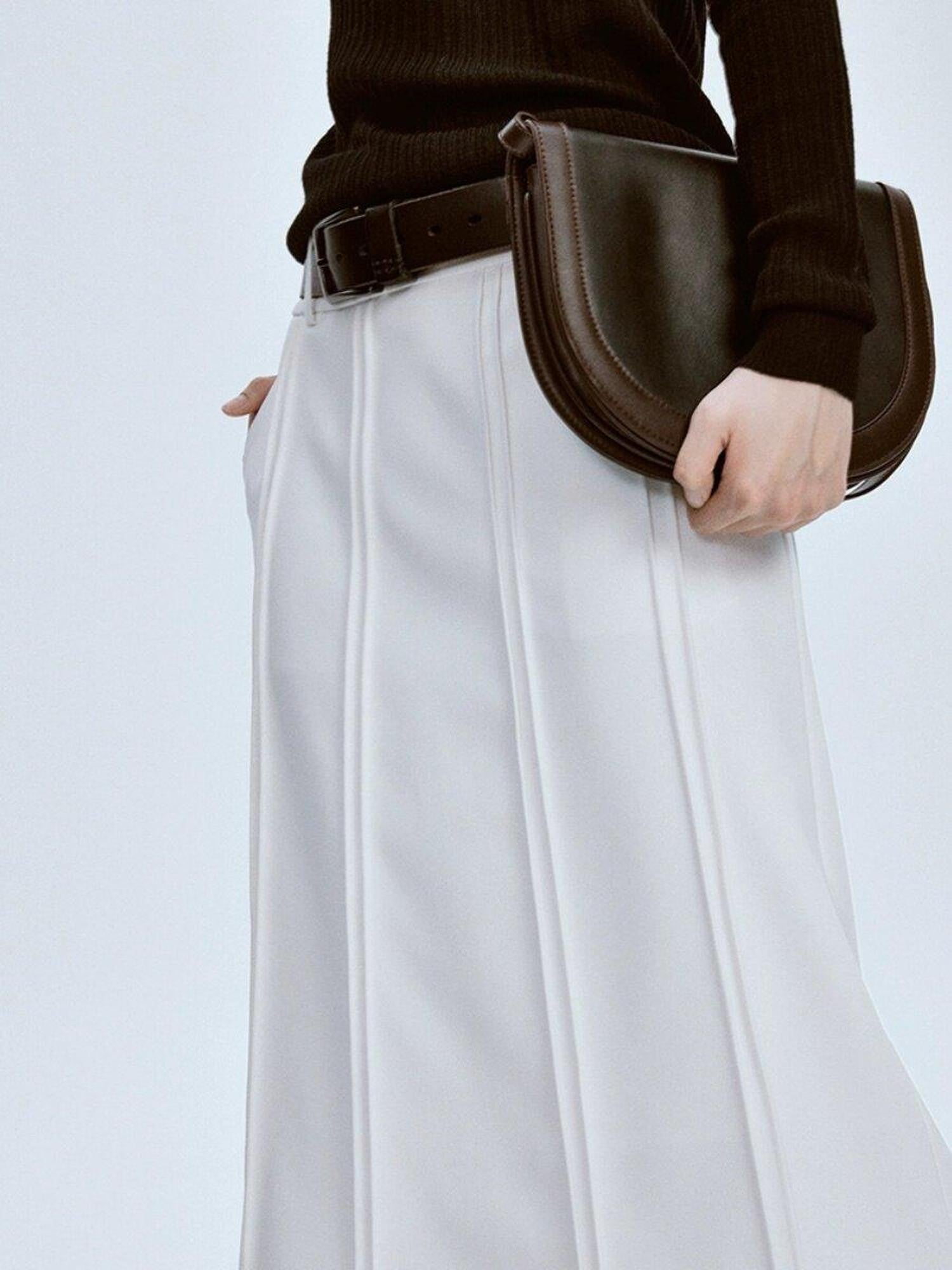 FUSSED Elegant White Pleated Back Slit A Line Women&