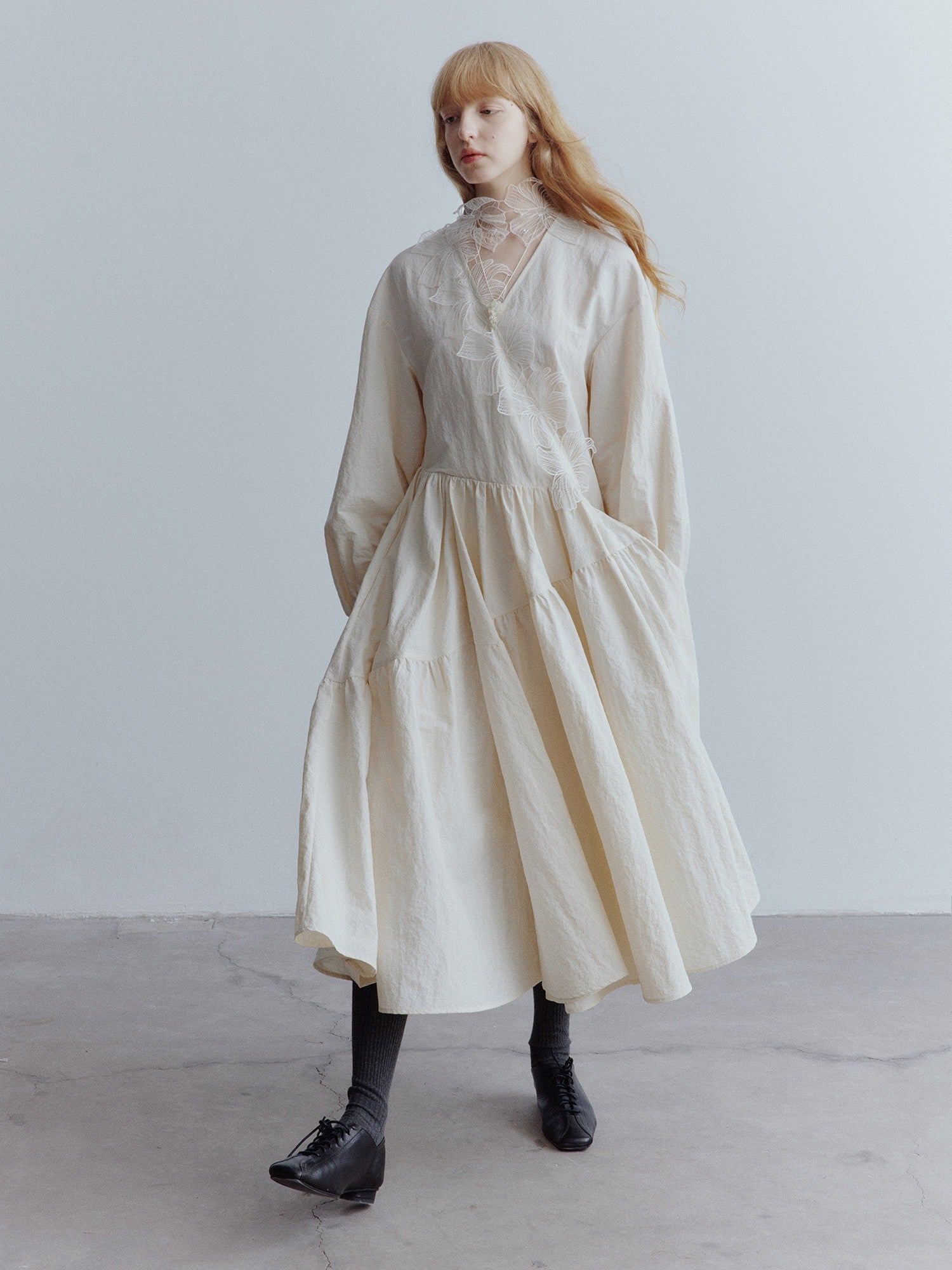 FUSSED_Embossed_Lace_Layered_Splice_V-neck_Women&
