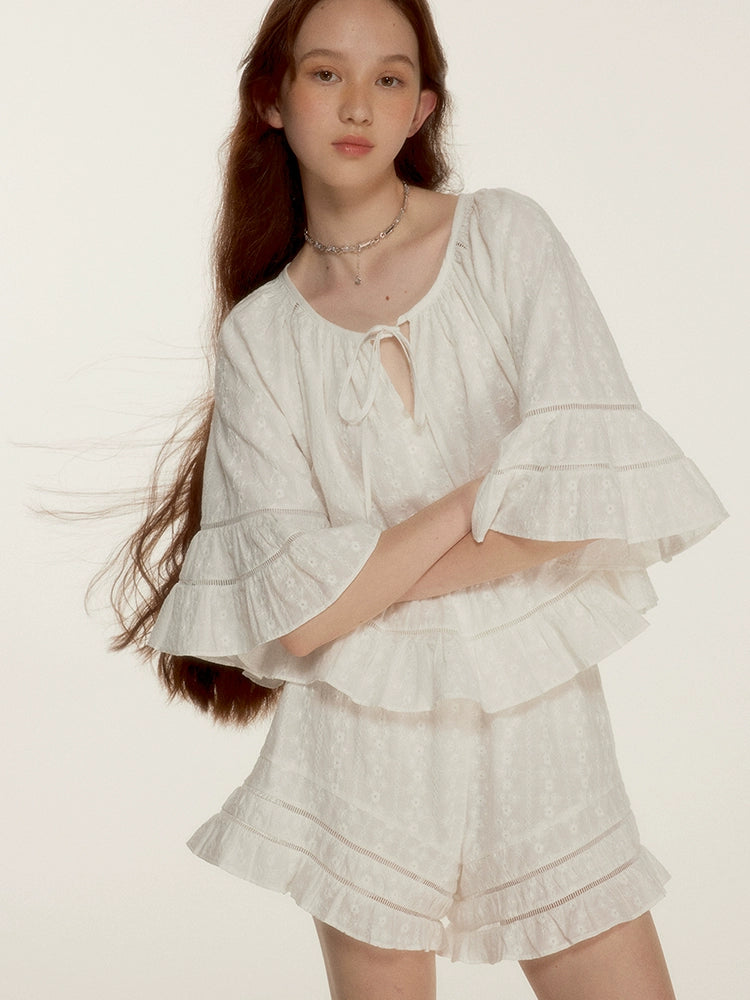 FUSSED_Floral_Embroidery_Openwork_Lace_Up_Crop_Top_Shorts_Set_MISSTT