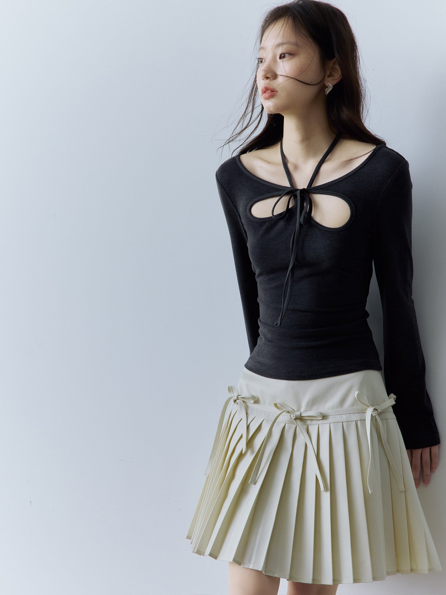 FUSSED_Halter_Neck_Slim_Fit_Girlish_Women_Long_Sleeve_Solid_Crewneck_Pullover_T-Shirt_MISSTT