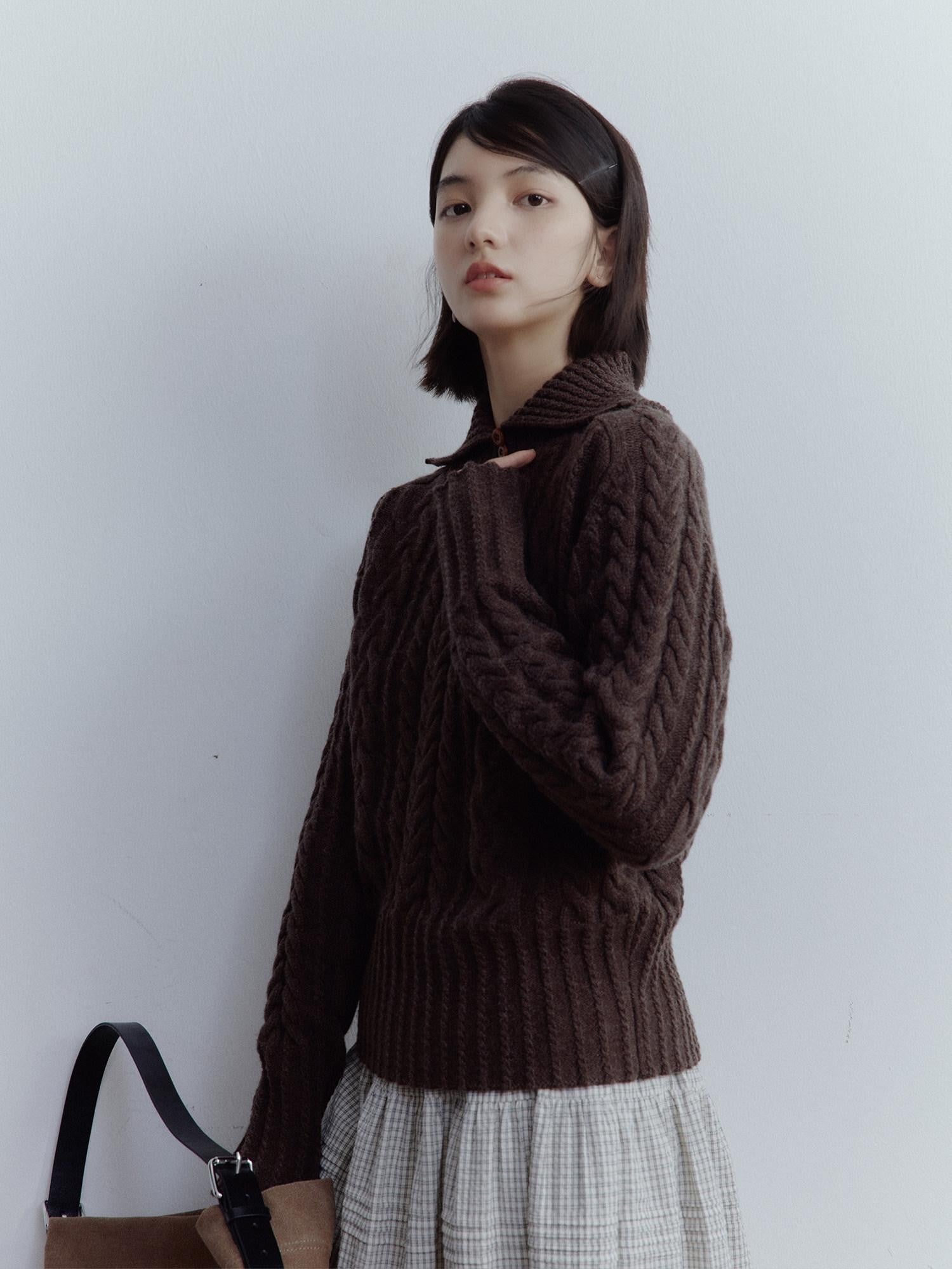 FUSSED Hazelnut Brown Cable Twist Embossed Texture Women&