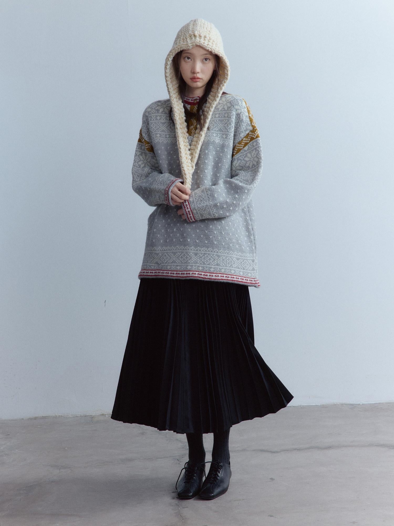 FUSSED Heart Jacquard Oversized Midlength Crewneck Button Front Girl Snow Gray Sweater