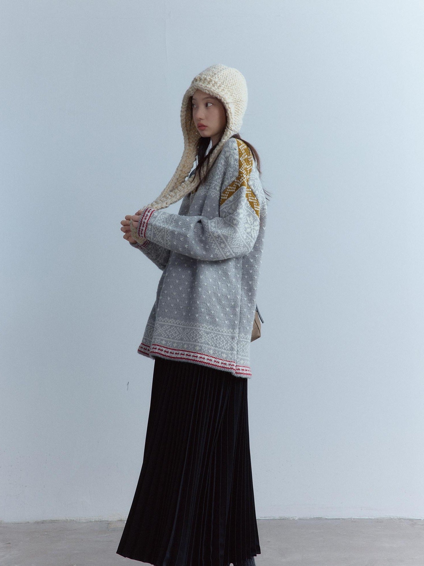 FUSSED Heart Jacquard Oversized Midlength Crewneck Button Front Girl Snow Gray Sweater
