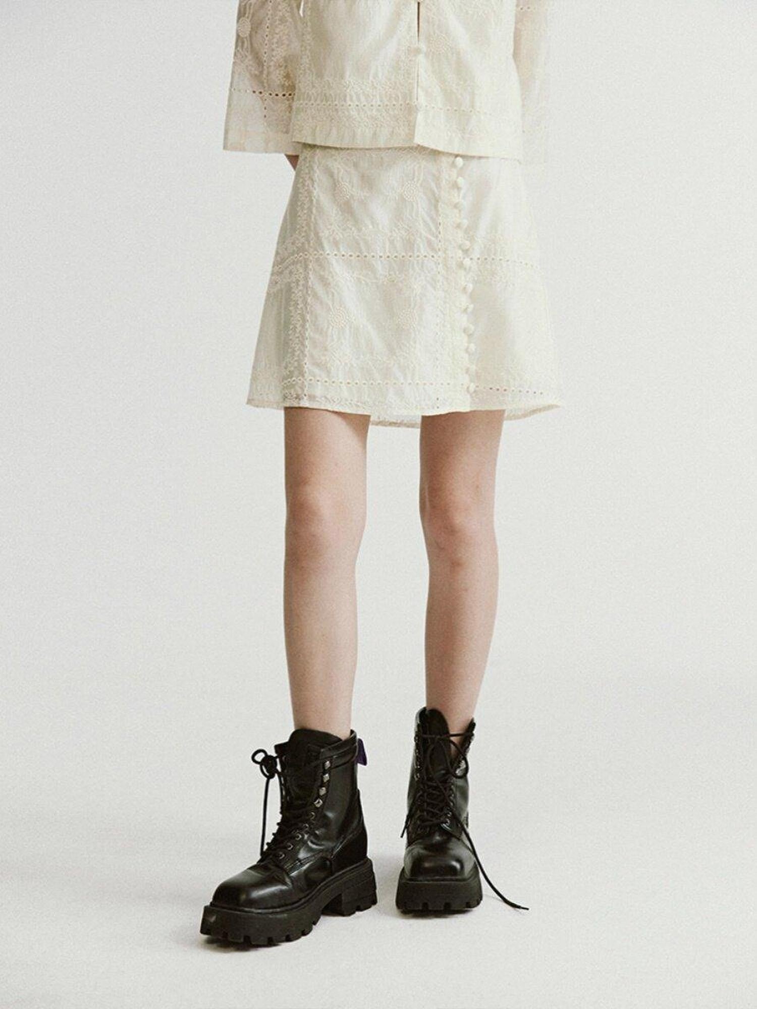 FUSSED Ivory Floral Embroidered French Embossed Women&
