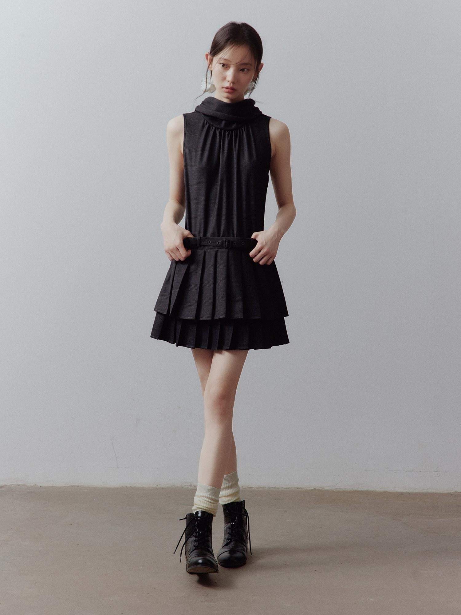 FUSSED Layered Spliced Double Pleat Tie High Neck Aline Women&