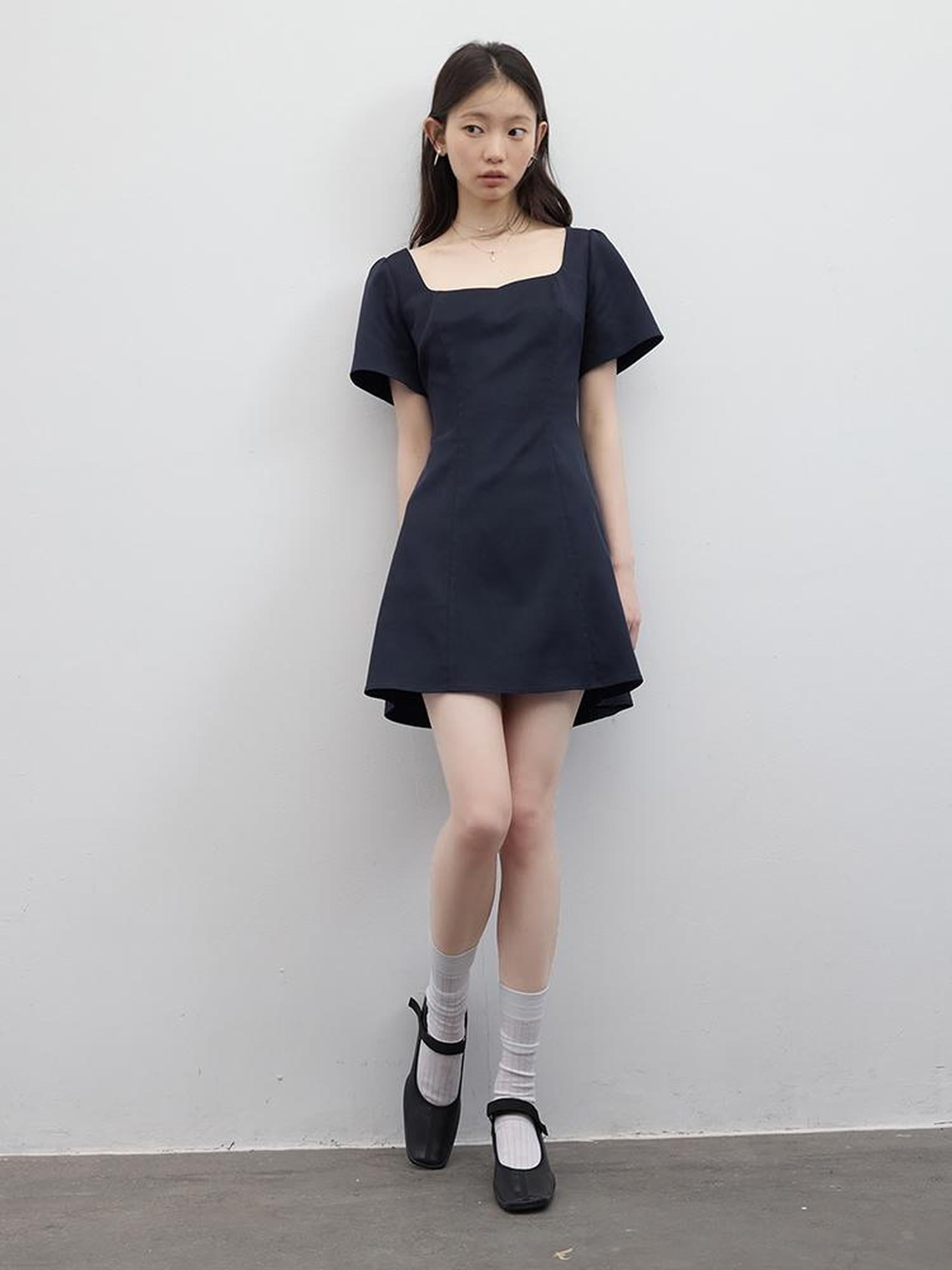 FUSSED Linen Blue Heart Neck Flared Sleeve Midi Dress