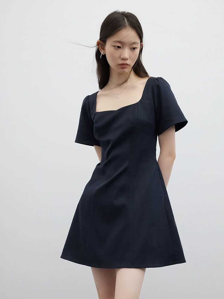 FUSSED_Linen_Blue_Heart_Neck_Flared_Sleeve_Midi_Dress_MISSTT