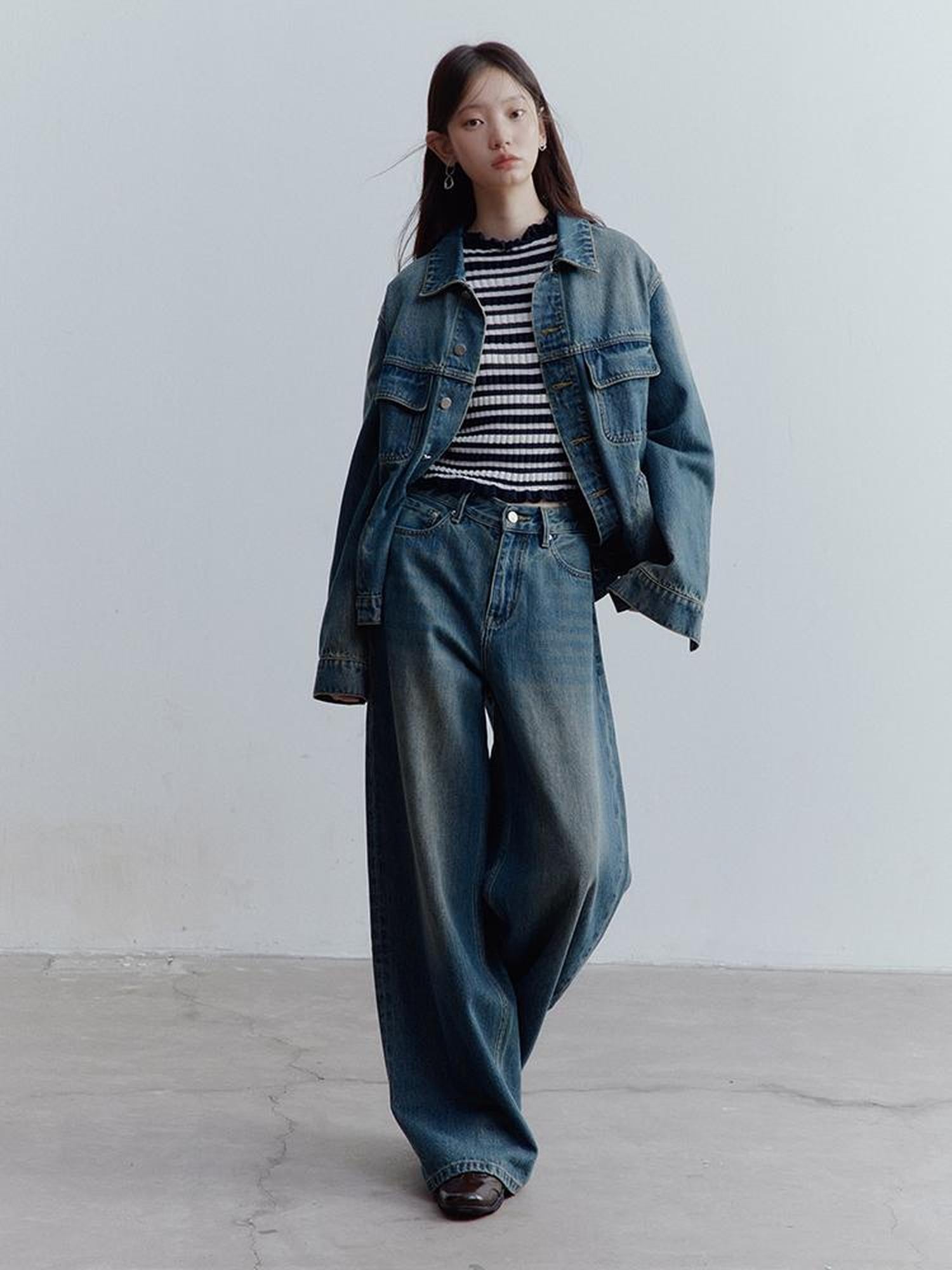 FUSSED Low Rise Vintage Blue Wide Leg Denim Jeans for Women