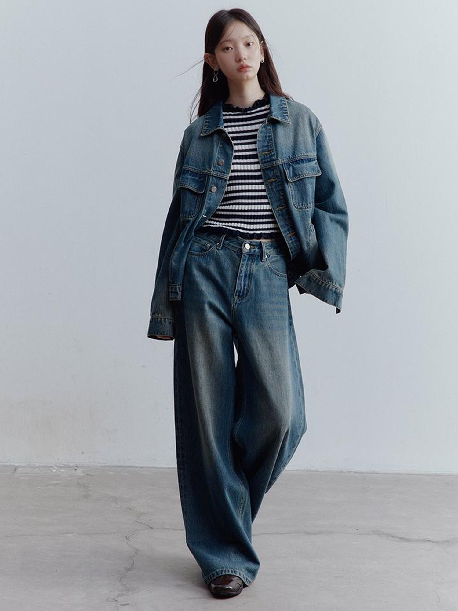 FUSSED Low Rise Vintage Blue Wide Leg Denim Jeans for Women